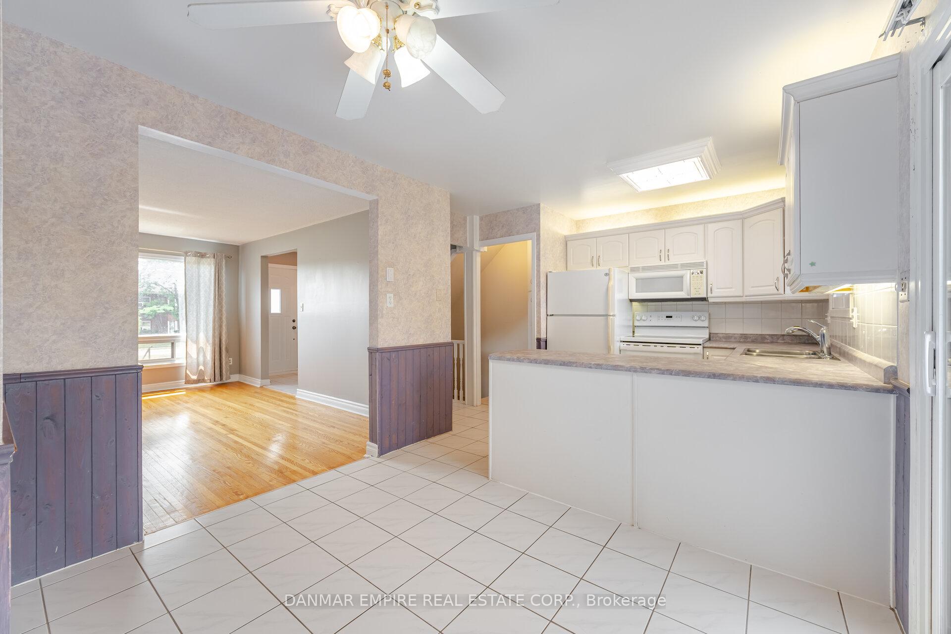 Photo 9 of Unit 32, 20 Mountainview Road S, Halton Hills, Georgetown — HOMEH