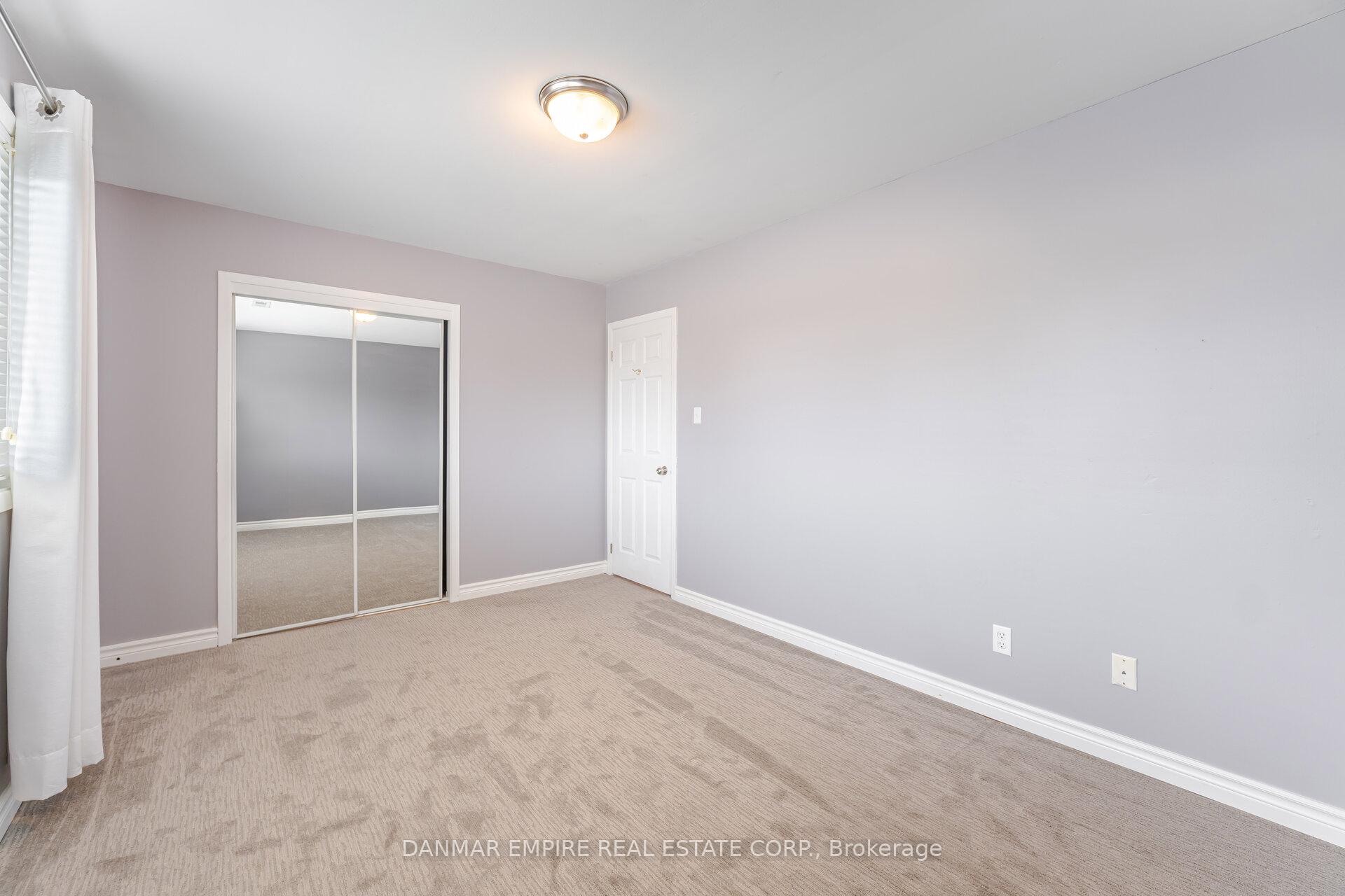 Photo 15 of Unit 32, 20 Mountainview Road S, Halton Hills, Georgetown — HOMEH