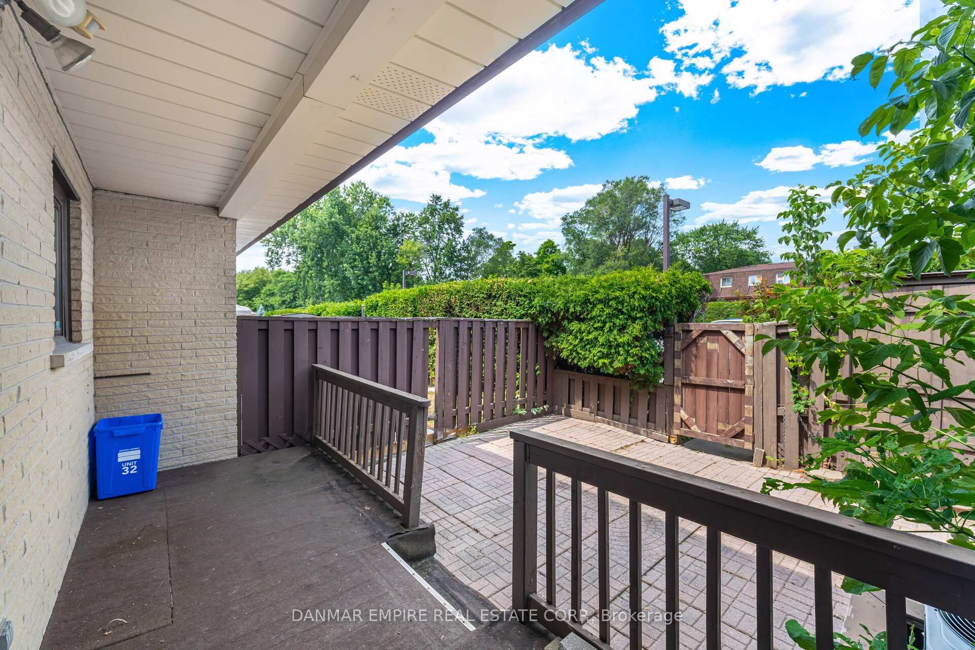 Photo 23 of Unit 32, 20 Mountainview Road S, Halton Hills, Georgetown — HOMEH