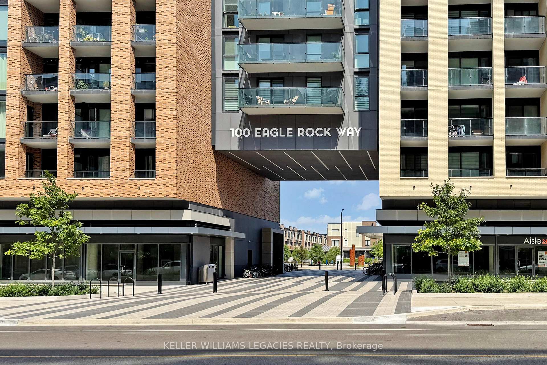 Front of Unit 211, 100 Eagle Rock Way