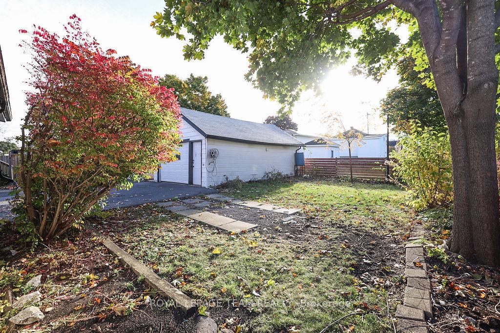 Photo 8 of 476 Bousquet Avenue, Cornwall — HOMEH