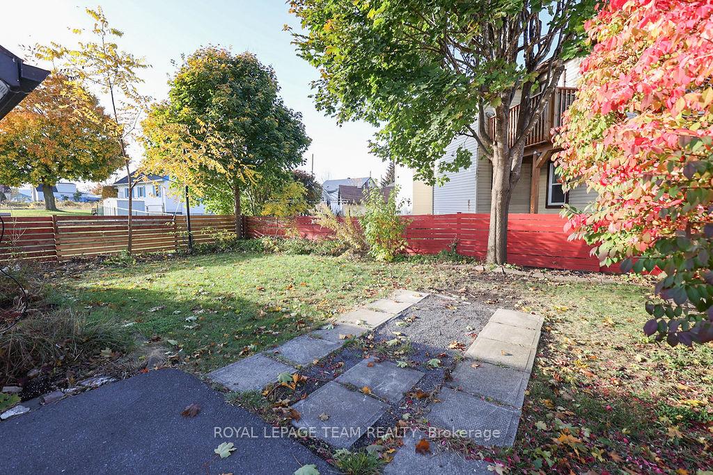 Photo 12 of 476 Bousquet Avenue, Cornwall — HOMEH