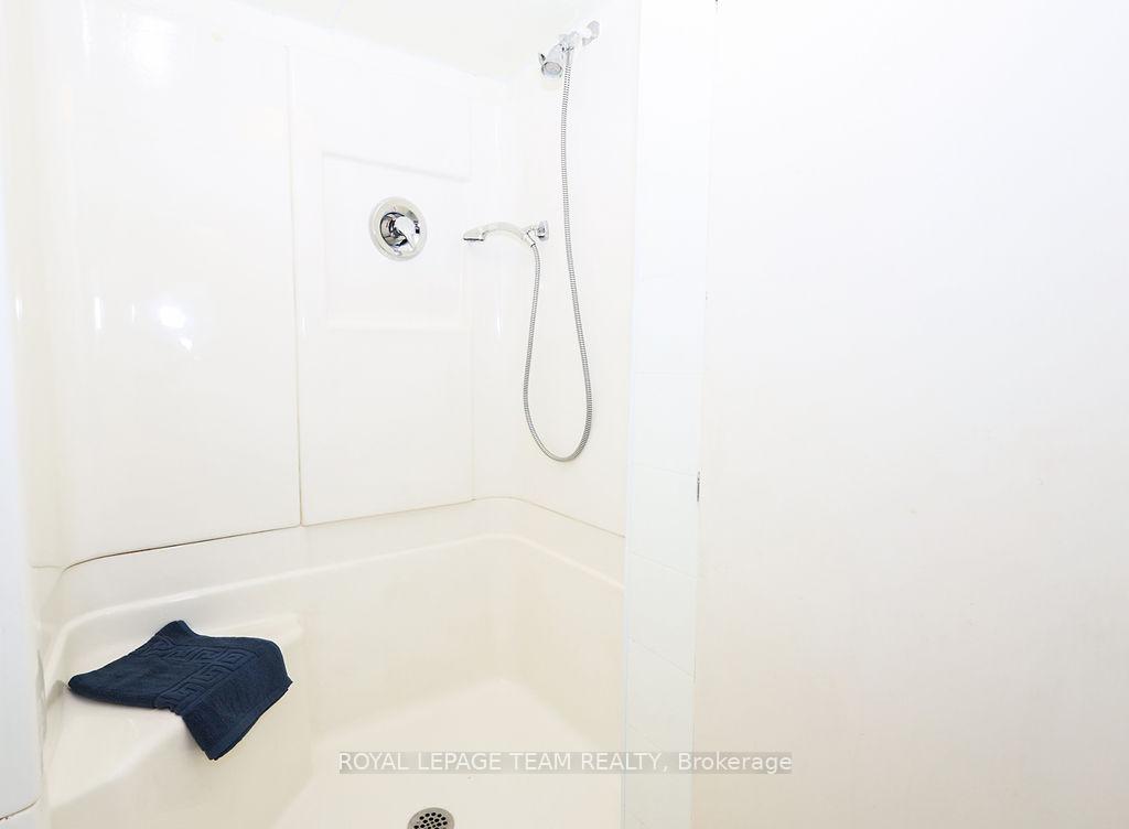 Photo 49 of 476 Bousquet Avenue, Cornwall — HOMEH
