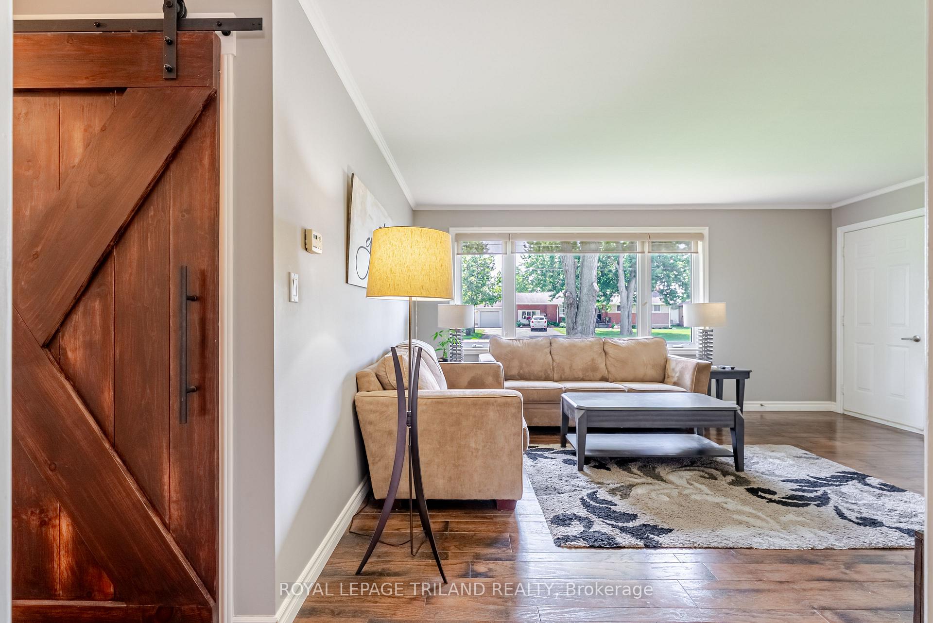 Photo 19 of 118 Seventh Avenue, Central Elgin, Belmont — HOMEH