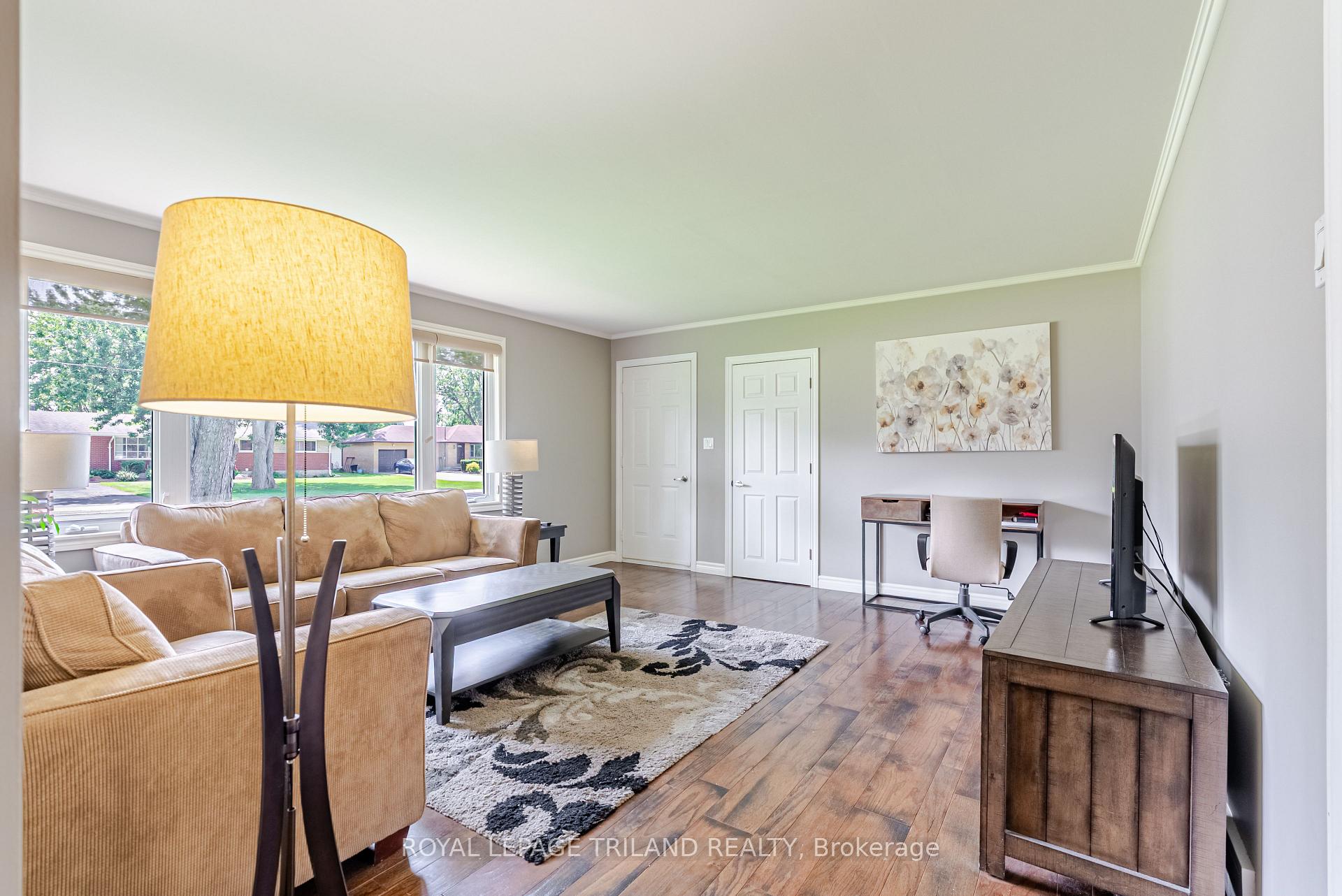 Photo 20 of 118 Seventh Avenue, Central Elgin, Belmont — HOMEH
