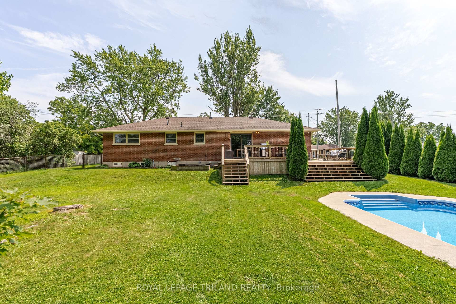 Photo 38 of 118 Seventh Avenue, Central Elgin, Belmont — HOMEH