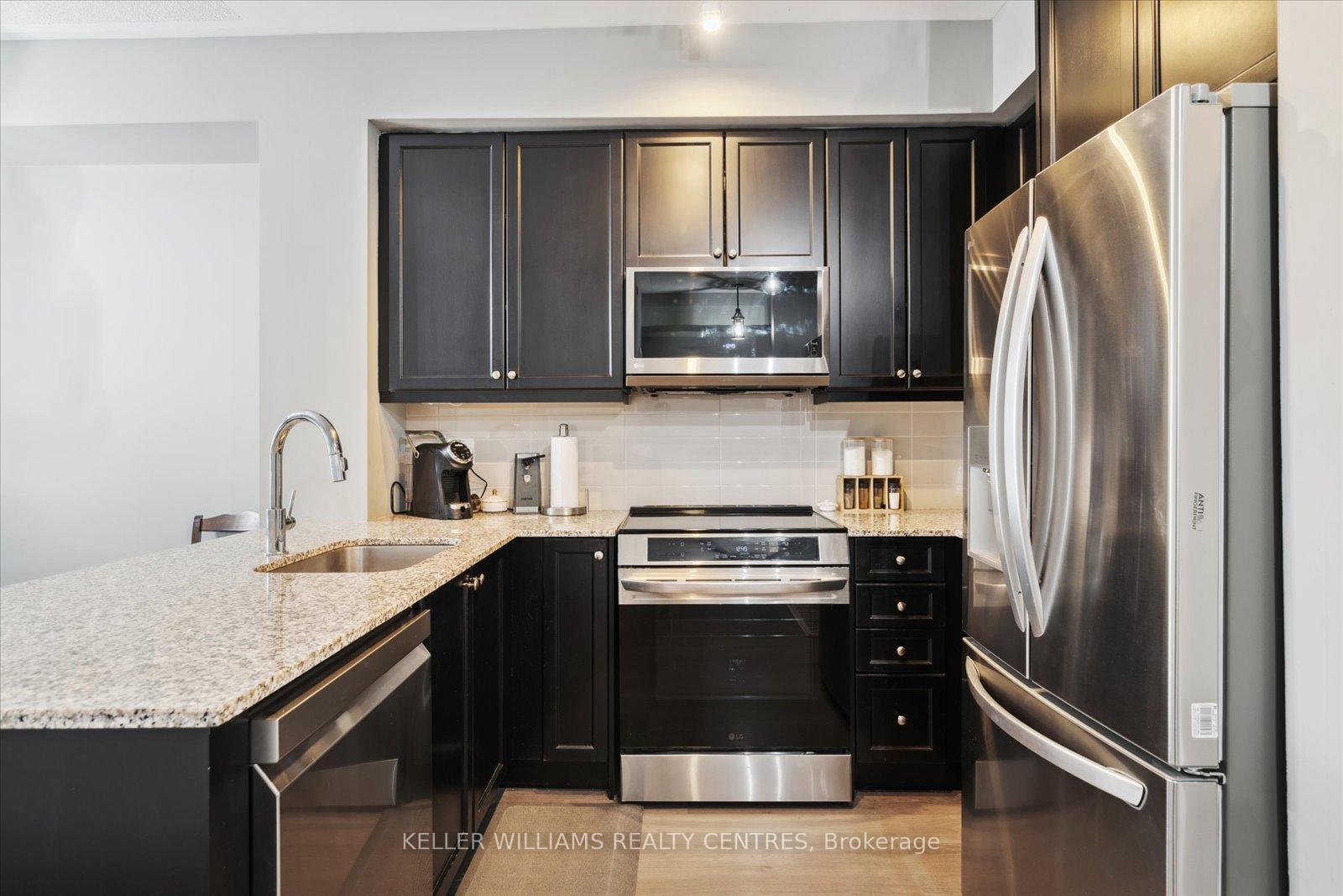 Photo 8 of Unit 124, 555 William Graham Drive, Aurora, Rural Aurora — HOMEH