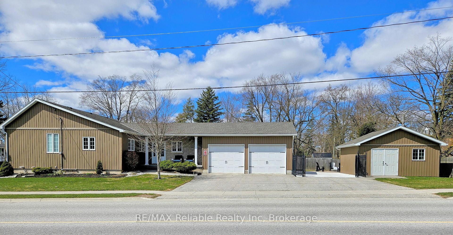 Photo 1 of 223 High Street, Central Huron, Clinton — HOMEH