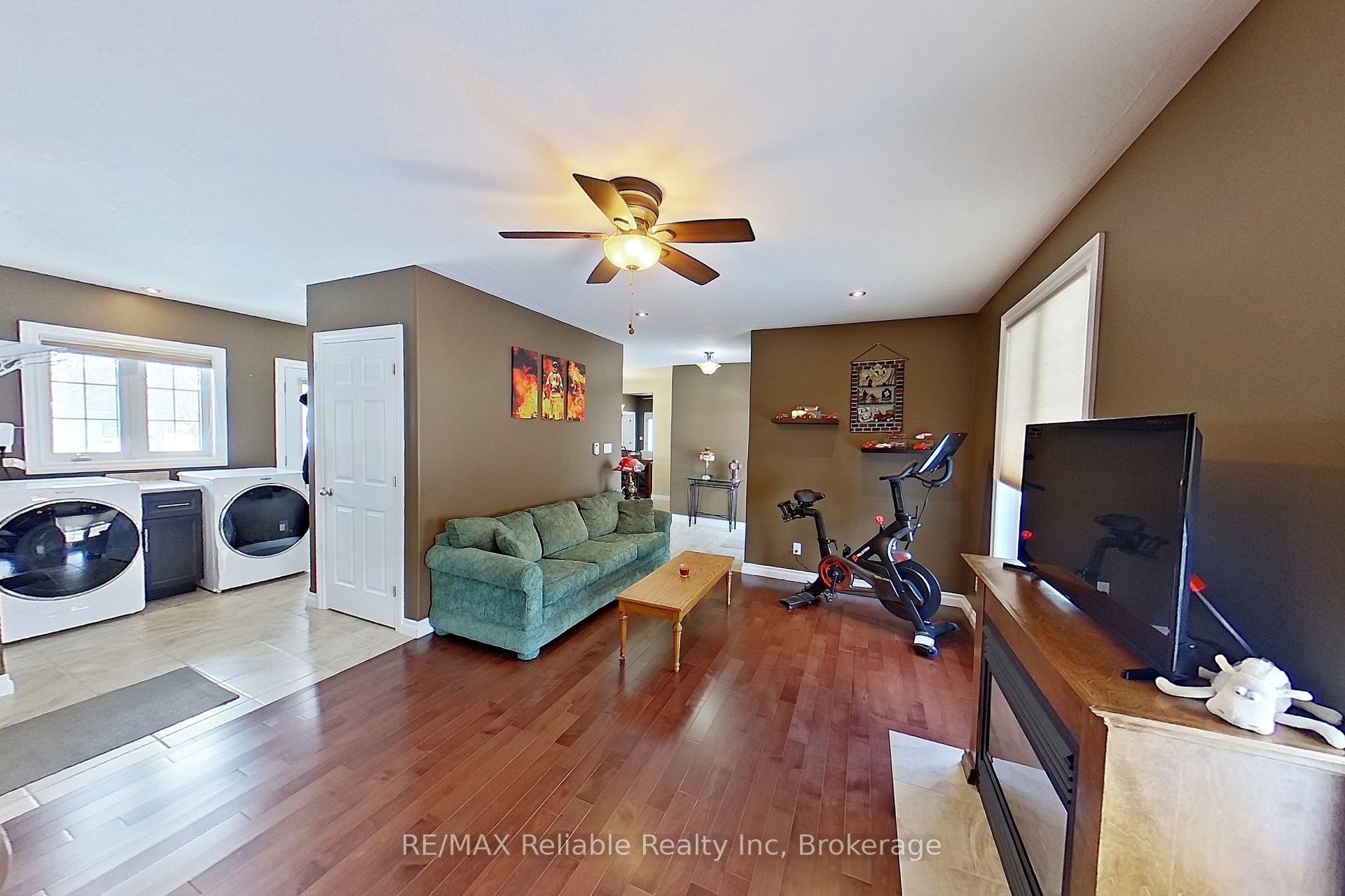 Photo 19 of 223 High Street, Central Huron, Clinton — HOMEH