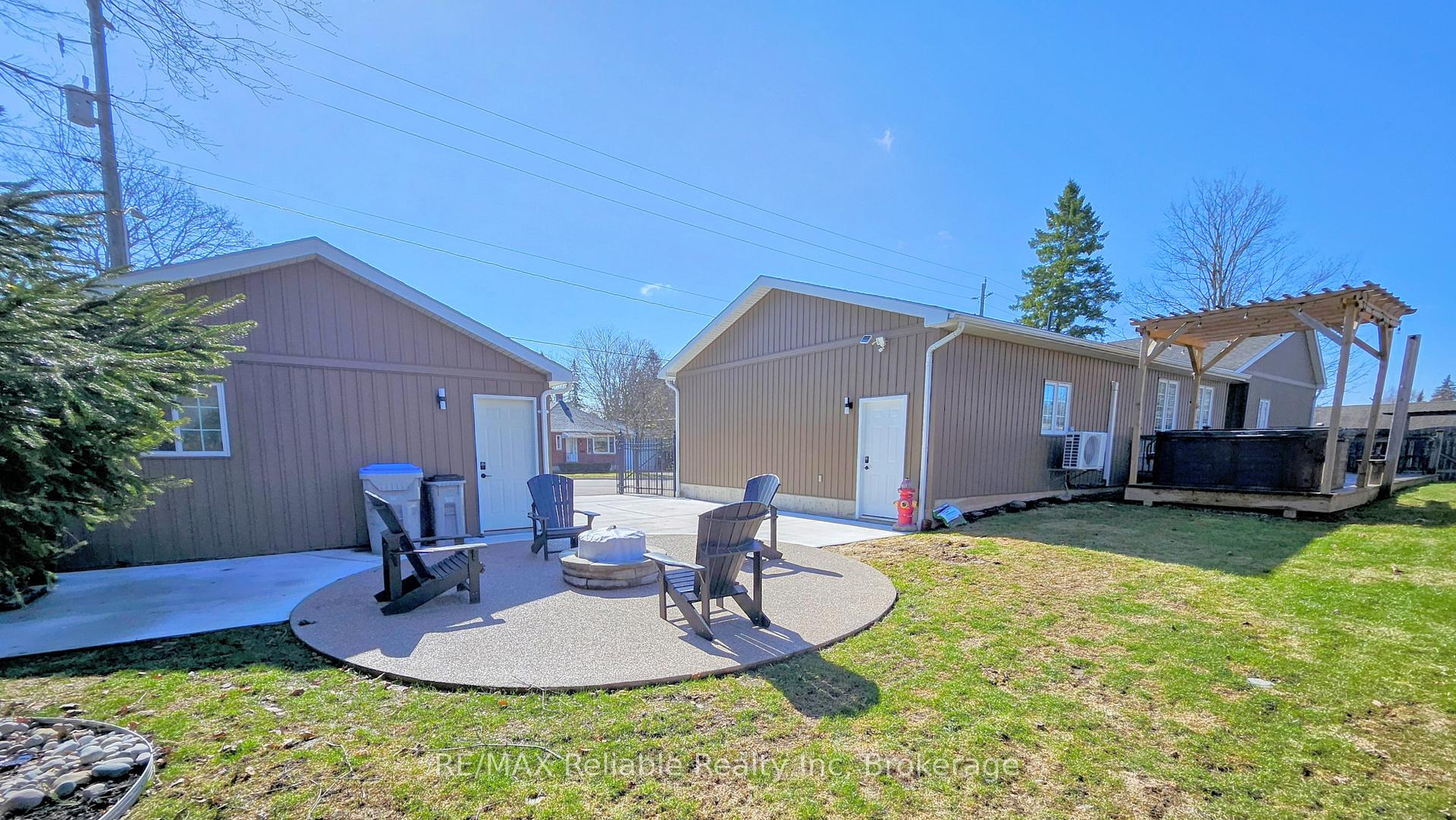 Photo 37 of 223 High Street, Central Huron, Clinton — HOMEH
