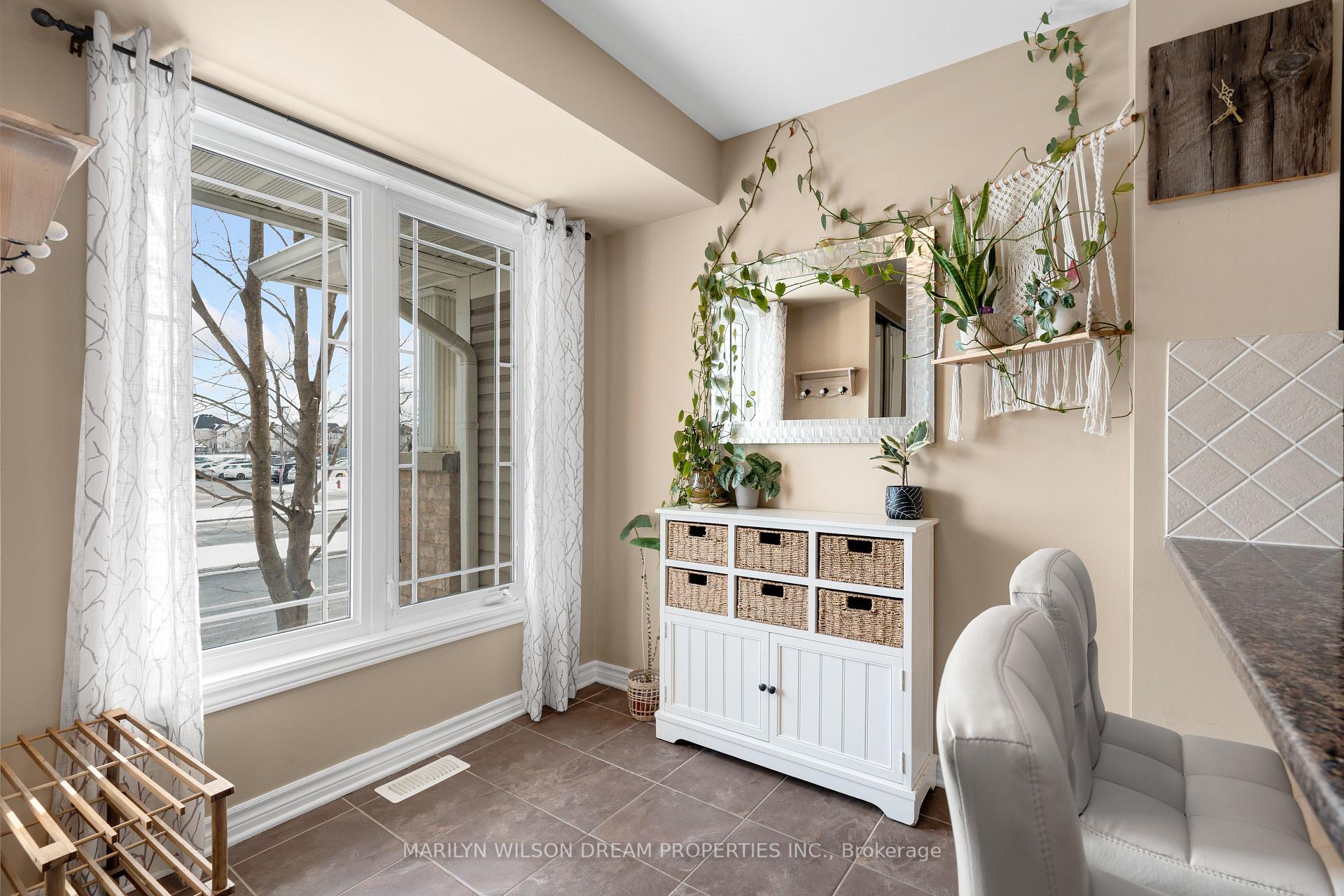 Photo 5 of Unit Unit A, 453 Chapman Mills Drive, Ottawa, Barrhaven - Strandherd — HOMEH