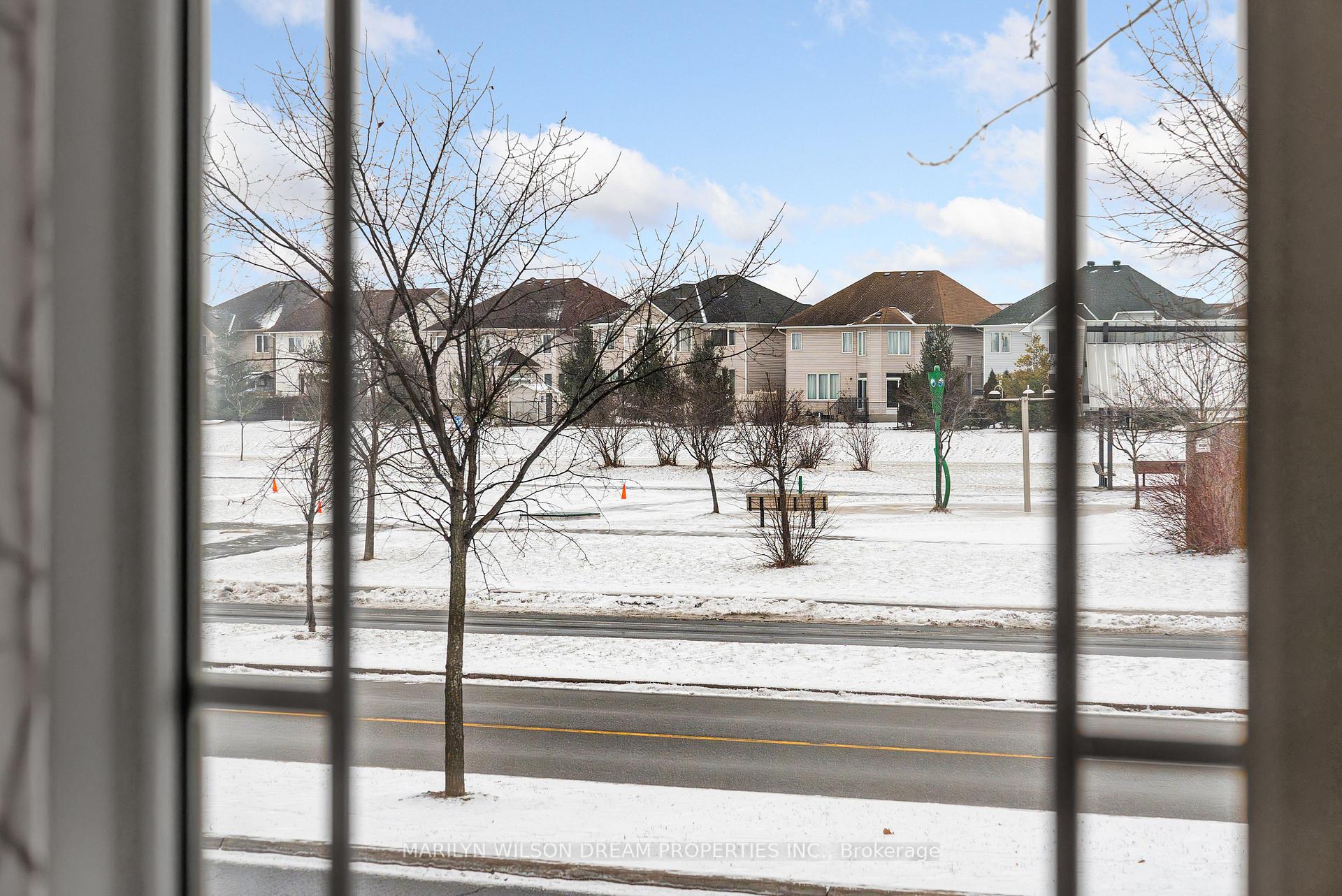 Photo 6 of Unit Unit A, 453 Chapman Mills Drive, Ottawa, Barrhaven - Strandherd — HOMEH
