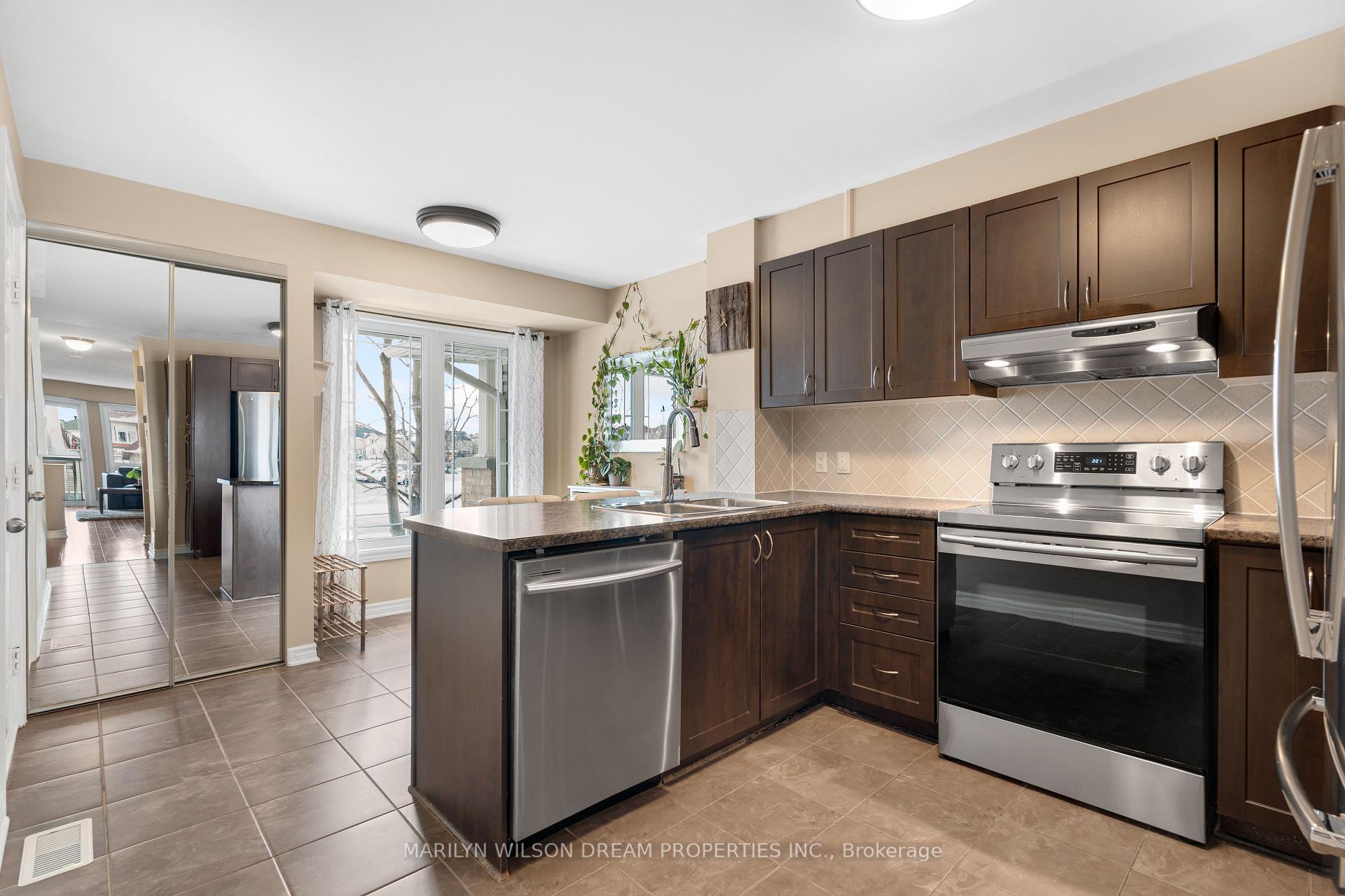 Photo 7 of Unit Unit A, 453 Chapman Mills Drive, Ottawa, Barrhaven - Strandherd — HOMEH