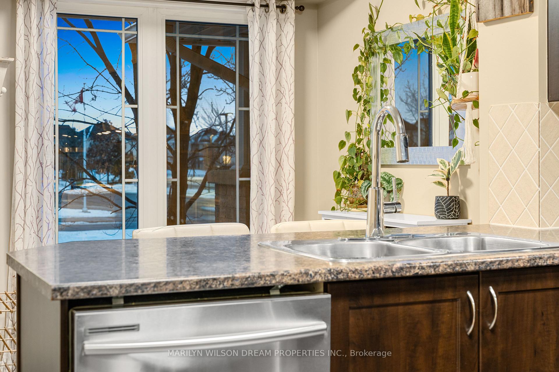 Photo 10 of Unit Unit A, 453 Chapman Mills Drive, Ottawa, Barrhaven - Strandherd — HOMEH