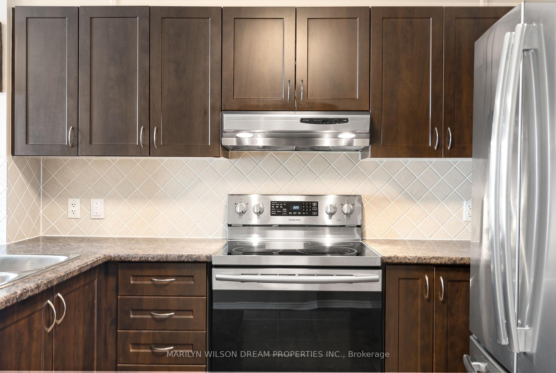 Photo 11 of Unit Unit A, 453 Chapman Mills Drive, Ottawa, Barrhaven - Strandherd — HOMEH