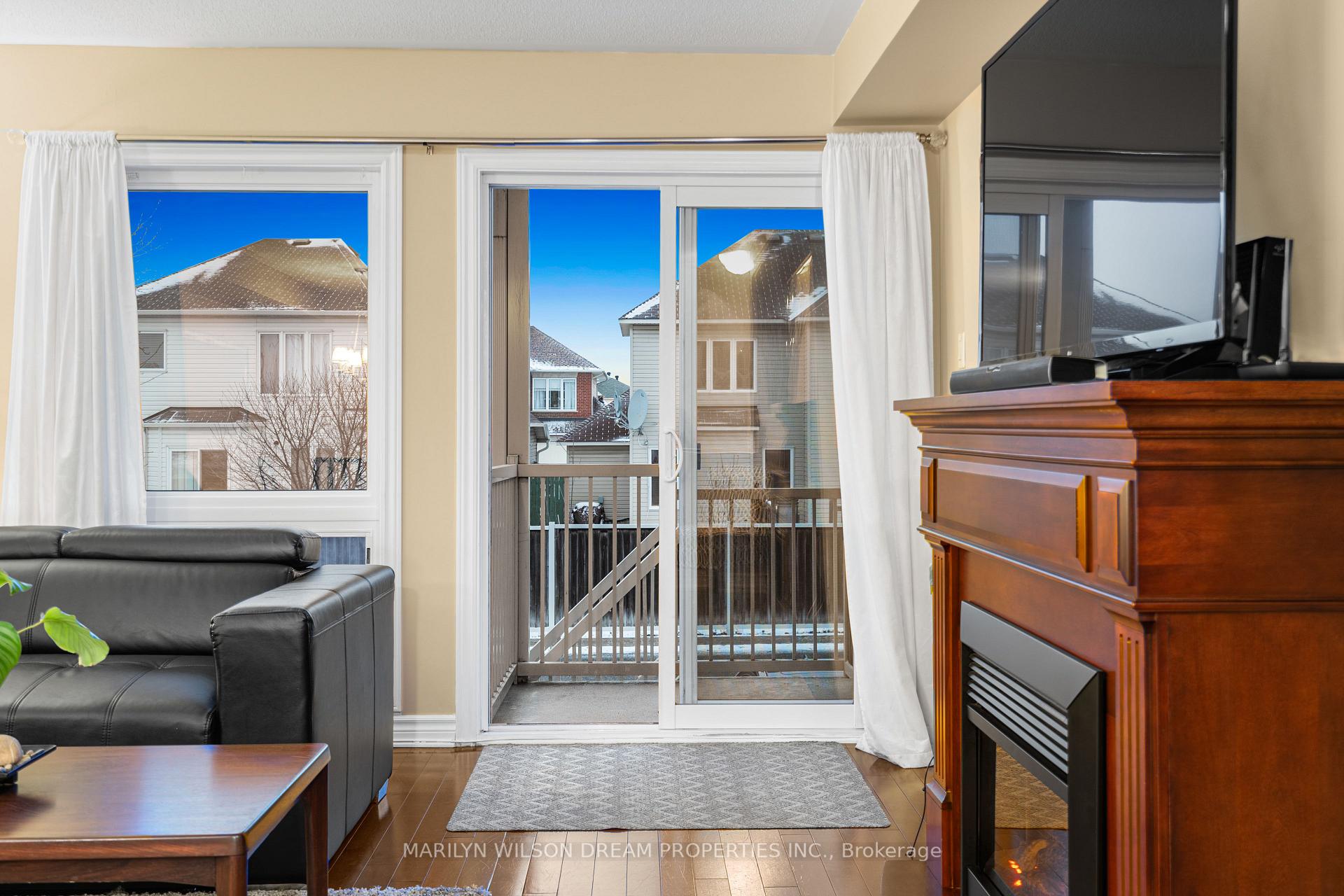 Photo 18 of Unit Unit A, 453 Chapman Mills Drive, Ottawa, Barrhaven - Strandherd — HOMEH