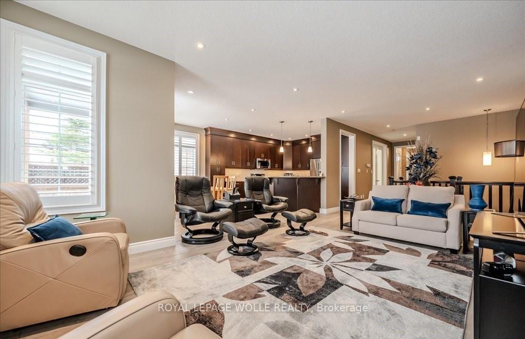 Photo 6 of Unit 40, 435 Winchester Drive, Waterloo — HOMEH