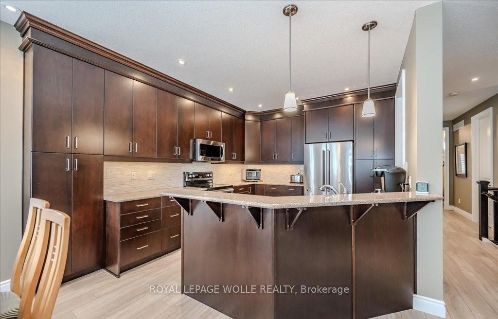 Photo 10 of Unit 40, 435 Winchester Drive, Waterloo — HOMEH