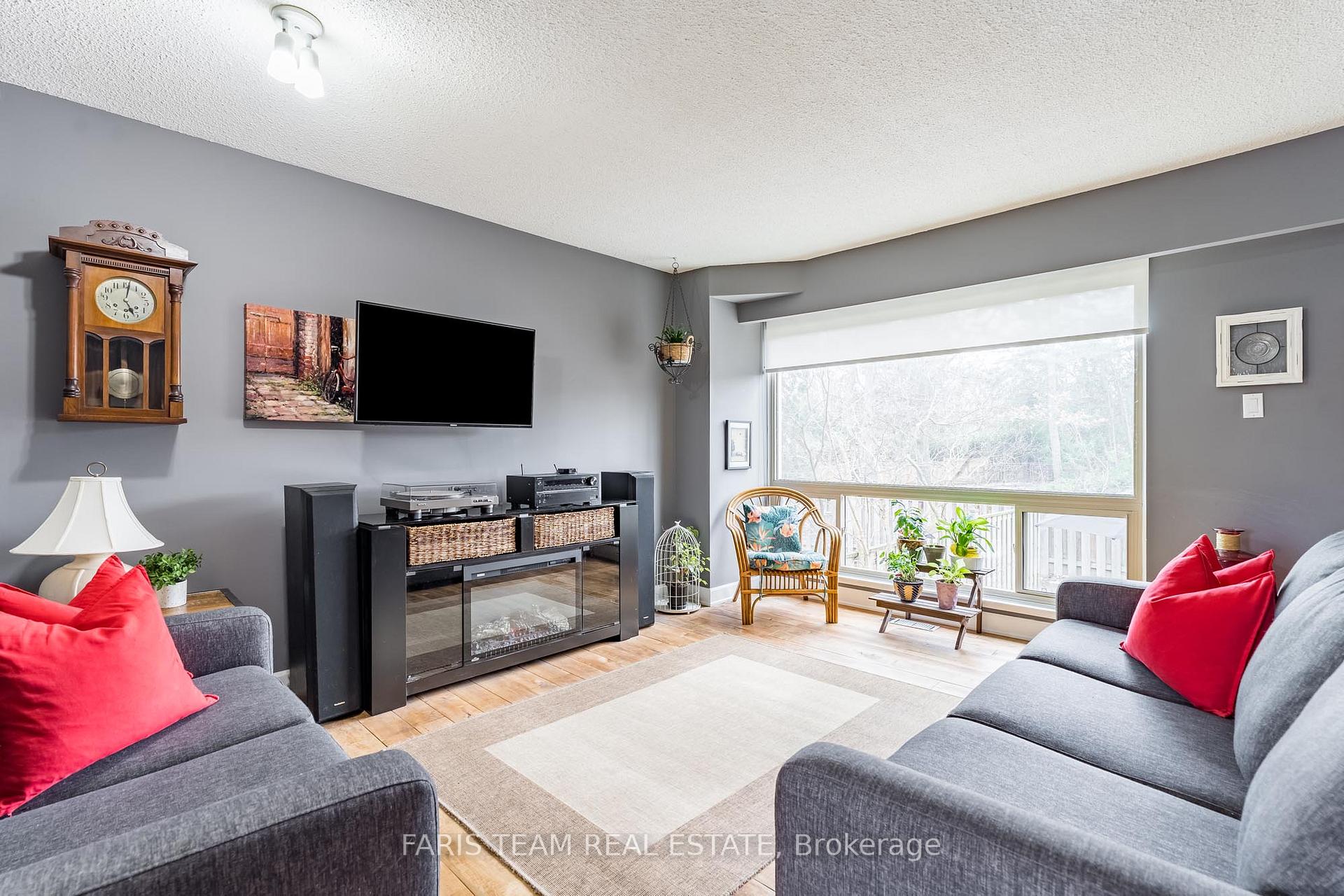 Photo 8 of Unit 1, 2 North Street, Barrie, Wellington — HOMEH