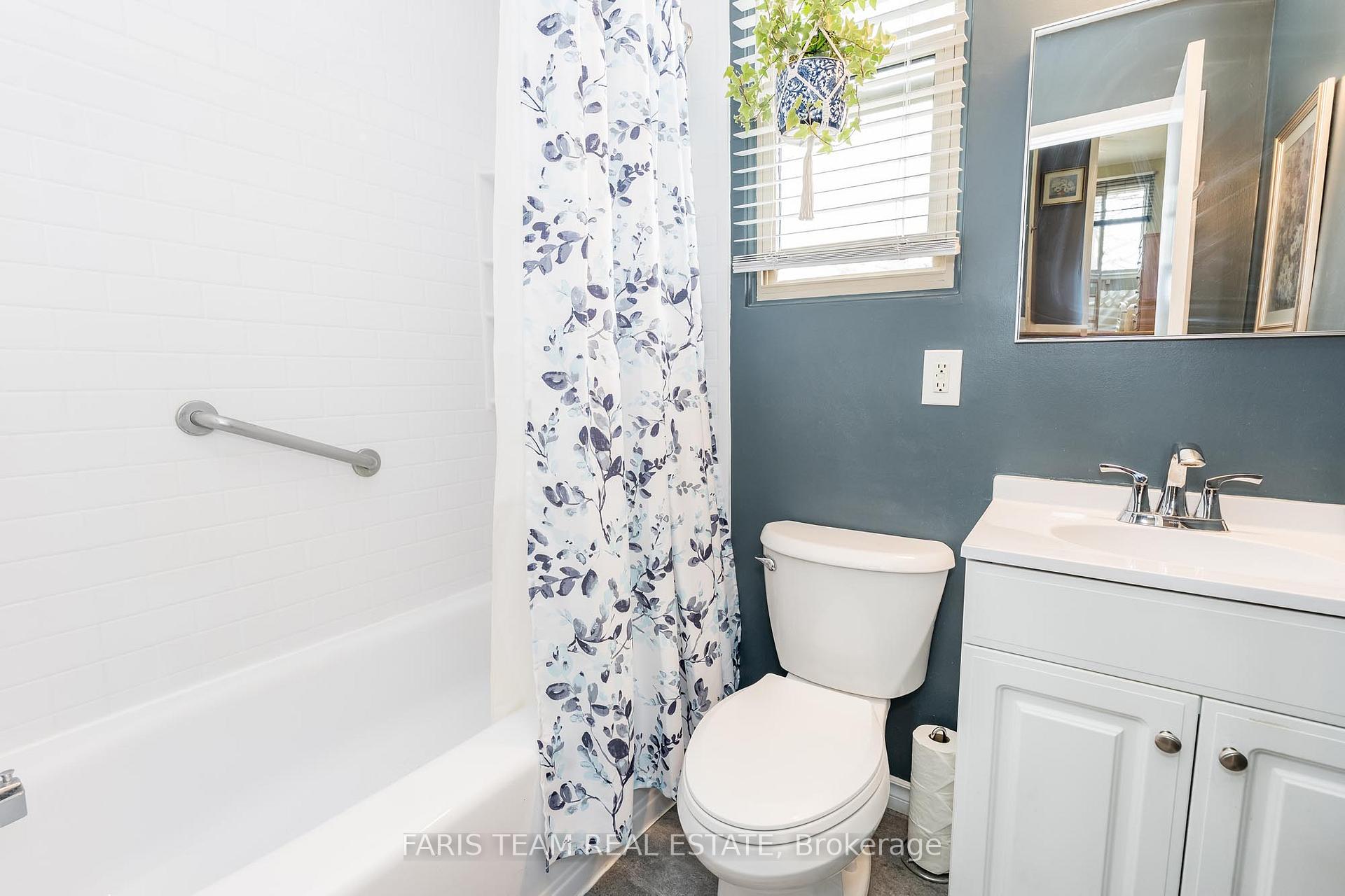 Photo 13 of Unit 1, 2 North Street, Barrie, Wellington — HOMEH