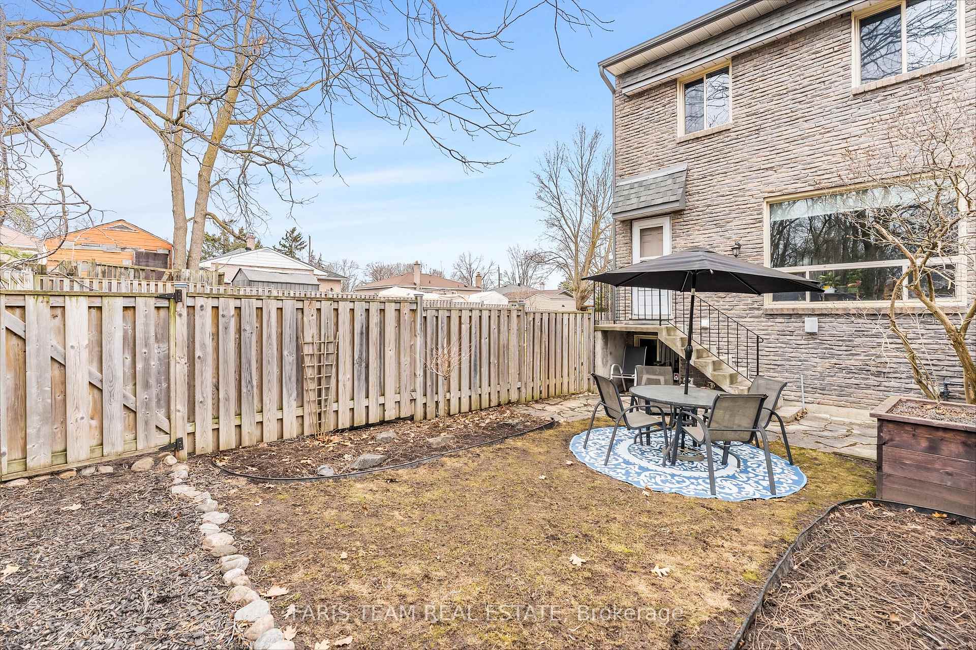 Photo 16 of Unit 1, 2 North Street, Barrie, Wellington — HOMEH