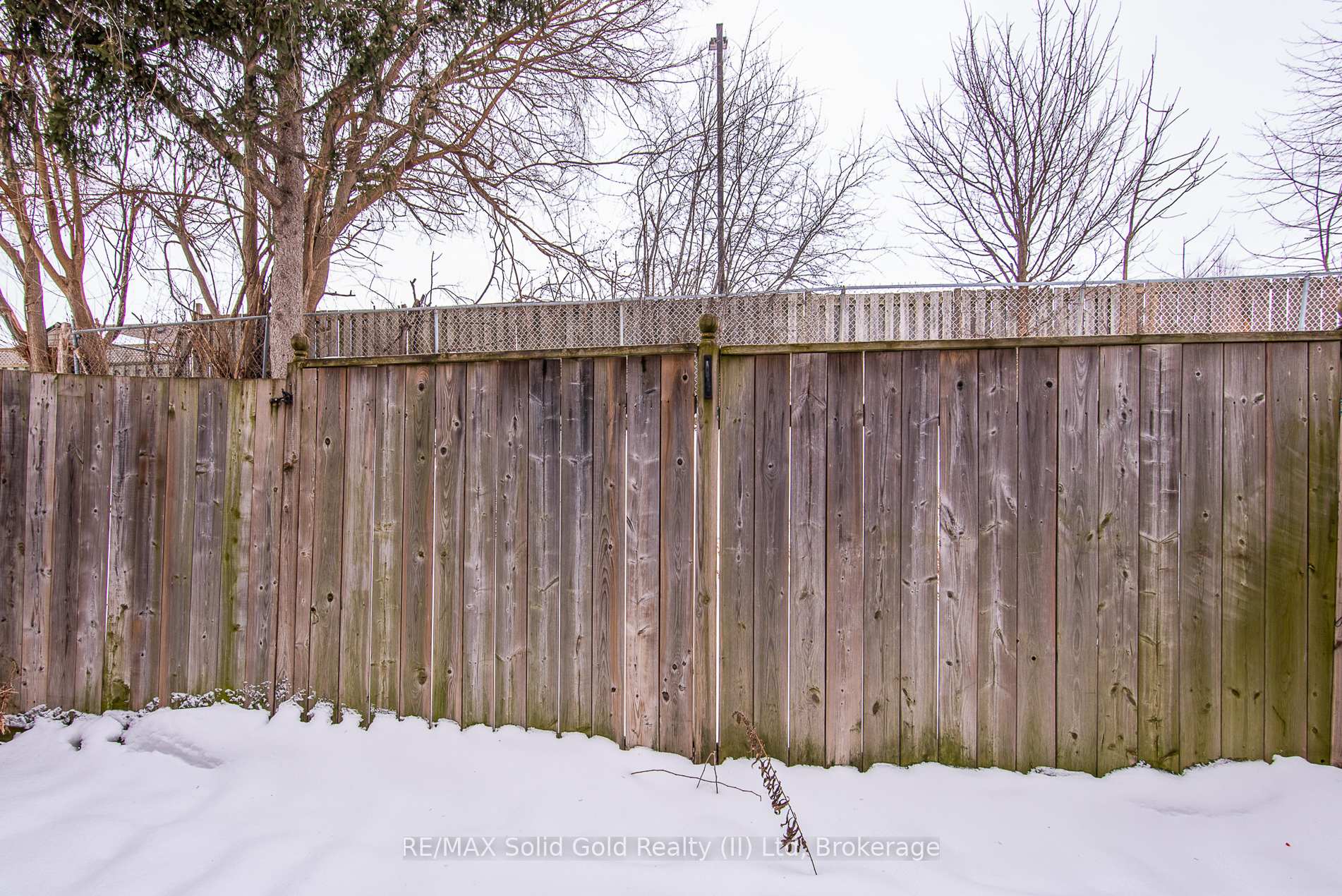 Photo 3 of Unit 21, 162 Jansen Avenue, Kitchener — HOMEH