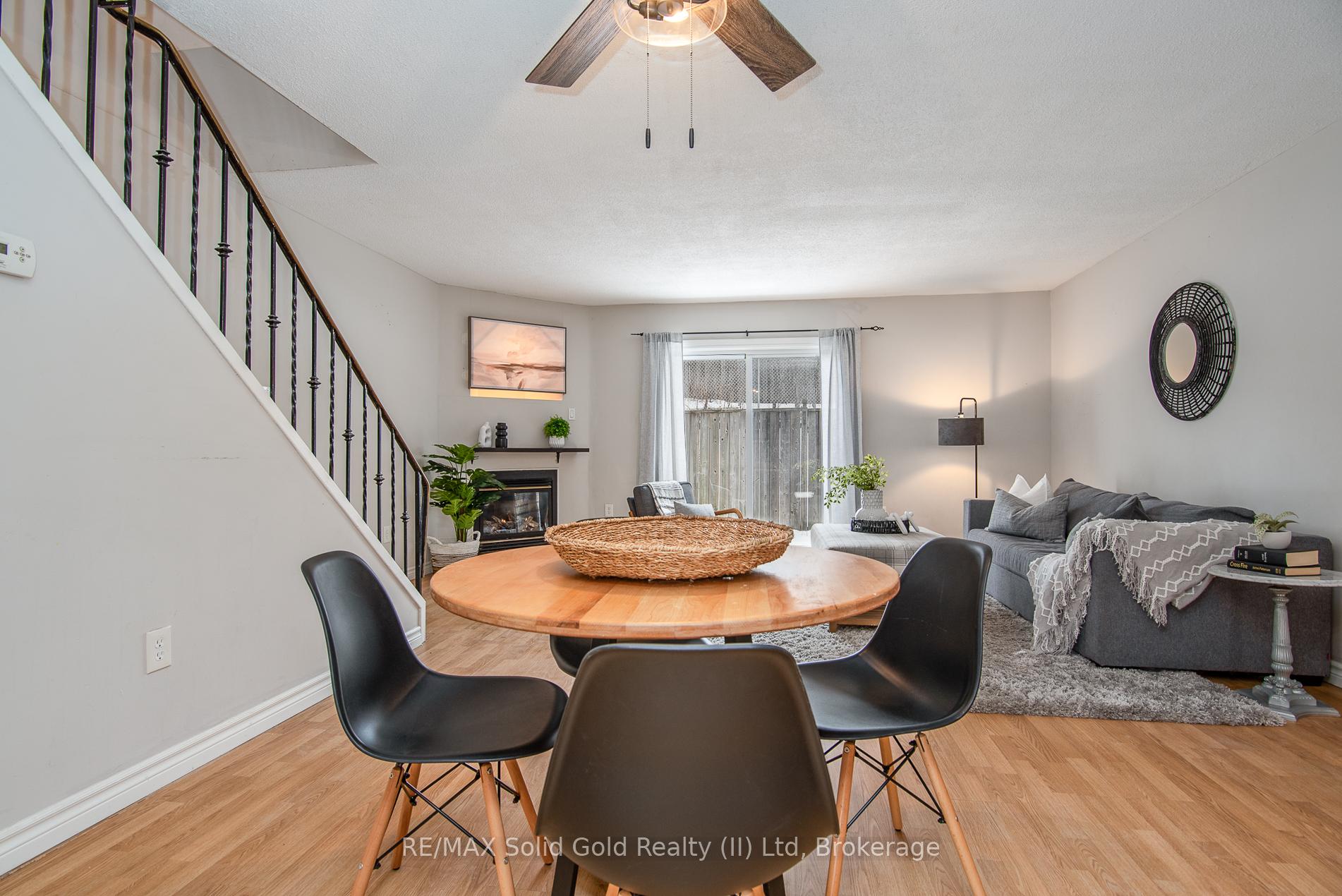 Photo 8 of Unit 21, 162 Jansen Avenue, Kitchener — HOMEH