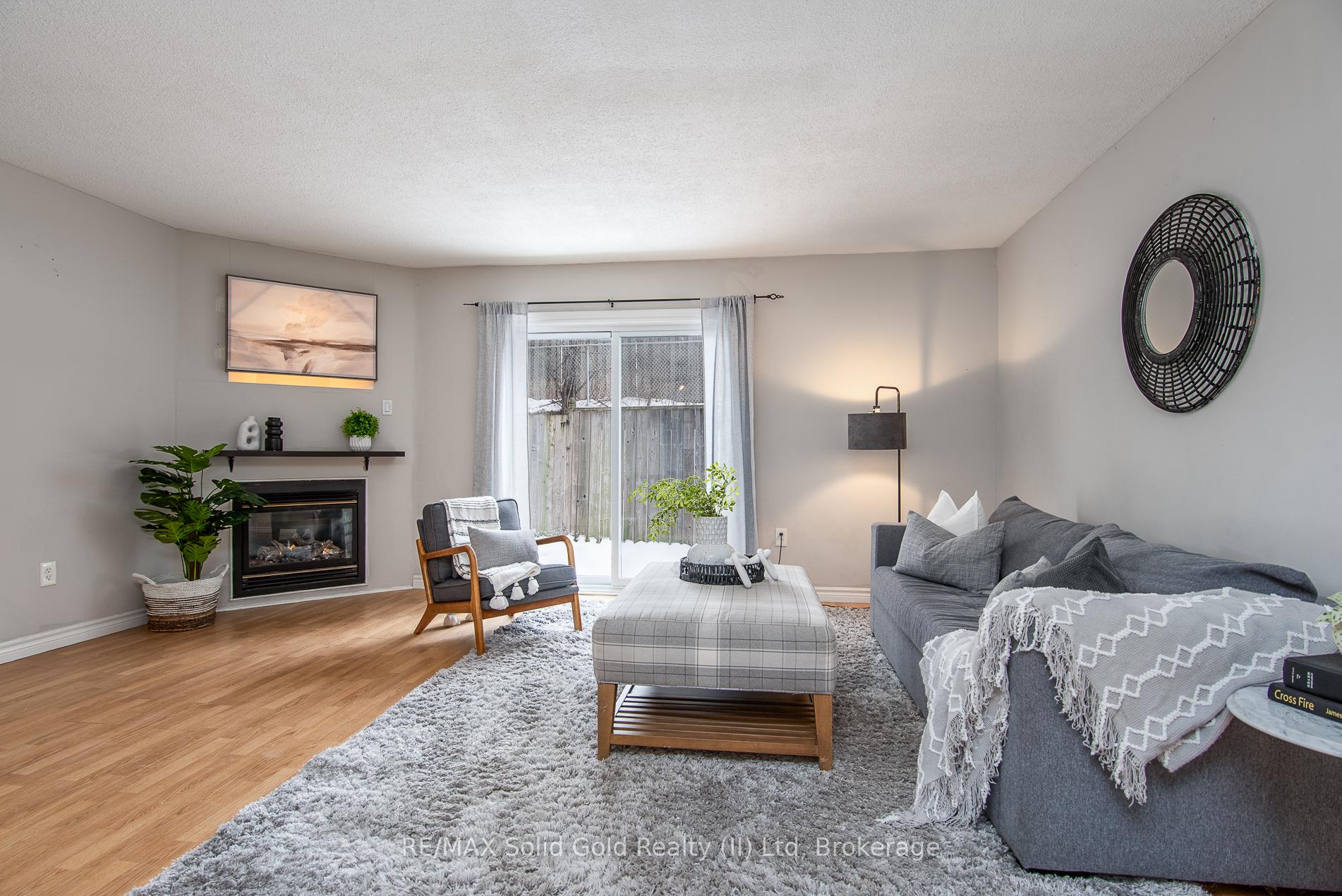 Photo 10 of Unit 21, 162 Jansen Avenue, Kitchener — HOMEH