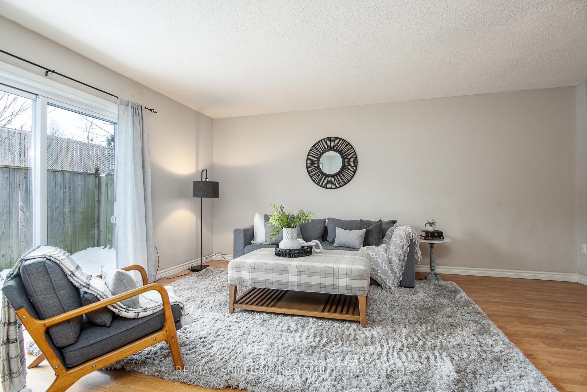 Photo 13 of Unit 21, 162 Jansen Avenue, Kitchener — HOMEH