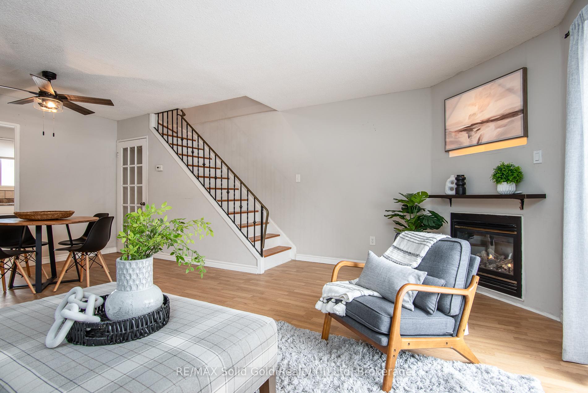 Photo 16 of Unit 21, 162 Jansen Avenue, Kitchener — HOMEH