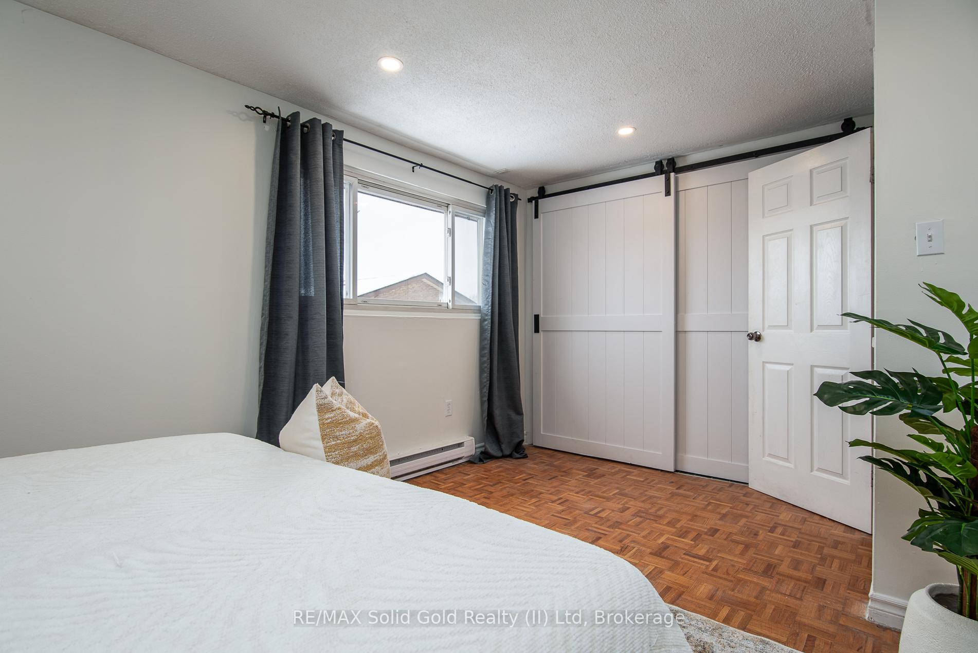 Photo 26 of Unit 21, 162 Jansen Avenue, Kitchener — HOMEH