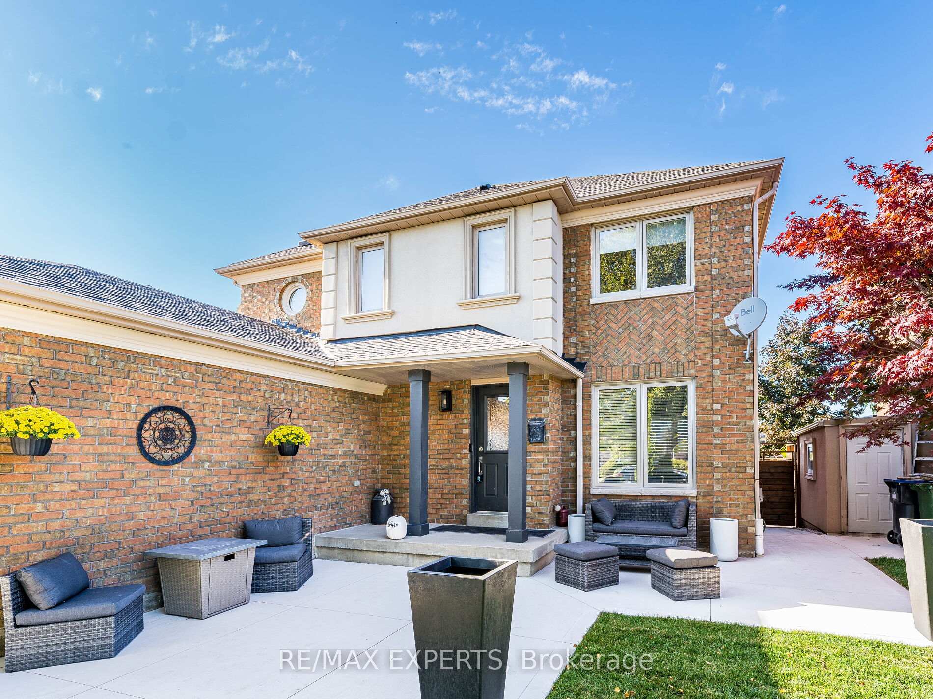 Photo 3 of 20 Foxchase Drive, Caledon, Bolton North — HOMEH