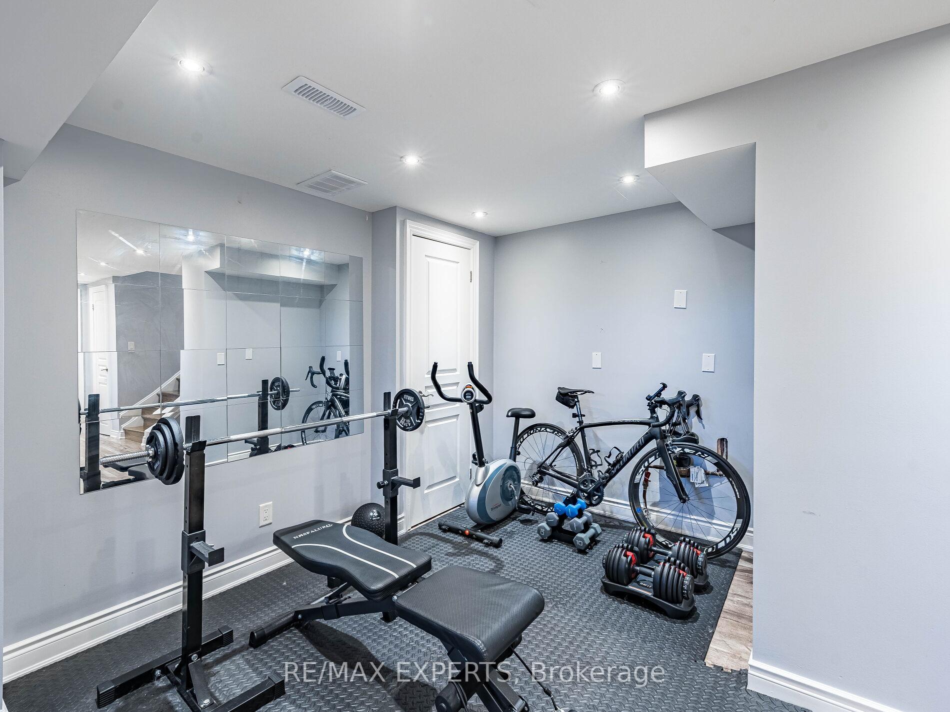 Photo 38 of 20 Foxchase Drive, Caledon, Bolton North — HOMEH