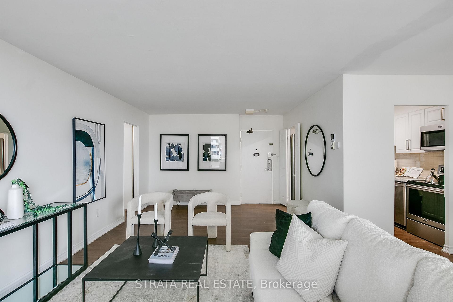 Photo 8 of Unit 1604, 5 Massey Square, Toronto, Crescent Town — HOMEH