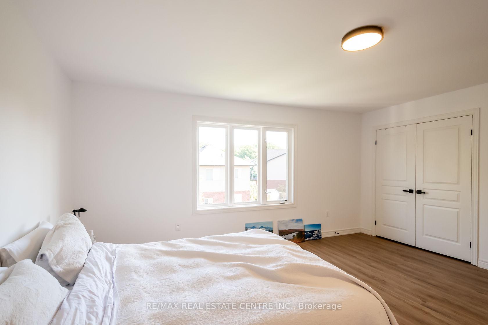 Photo 22 of Unit 19, 370 Stonehenge Drive, Hamilton, Ancaster — HOMEH