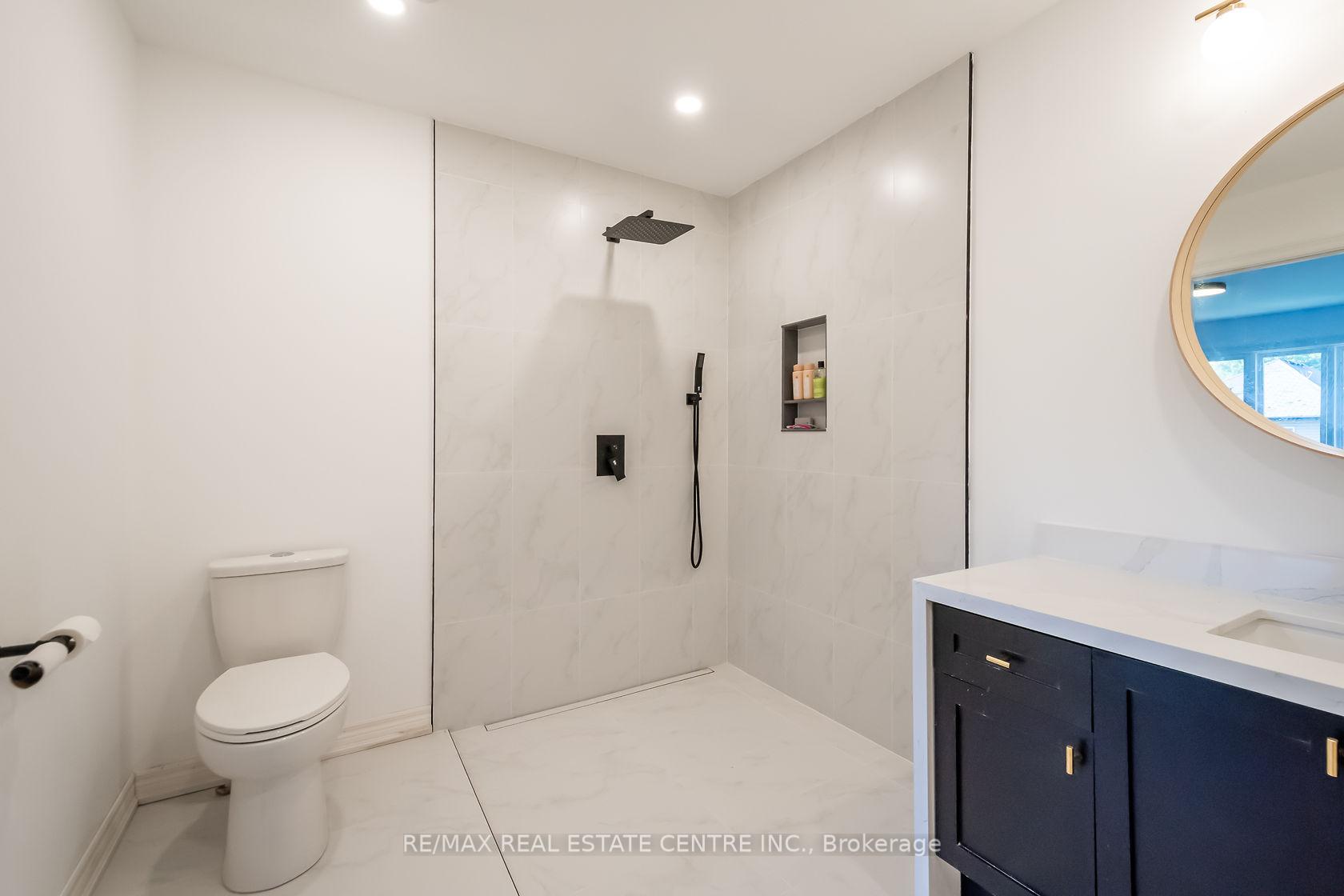 Photo 26 of Unit 19, 370 Stonehenge Drive, Hamilton, Ancaster — HOMEH