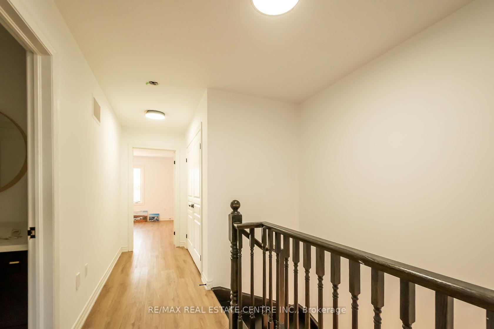 Photo 28 of Unit 19, 370 Stonehenge Drive, Hamilton, Ancaster — HOMEH