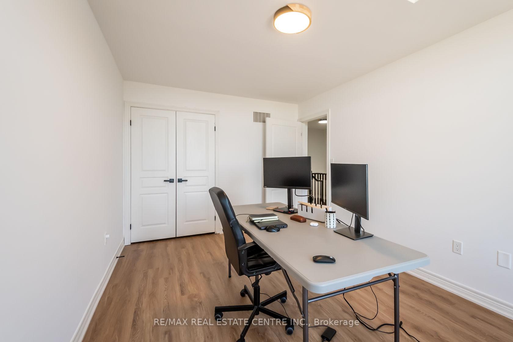 Photo 30 of Unit 19, 370 Stonehenge Drive, Hamilton, Ancaster — HOMEH