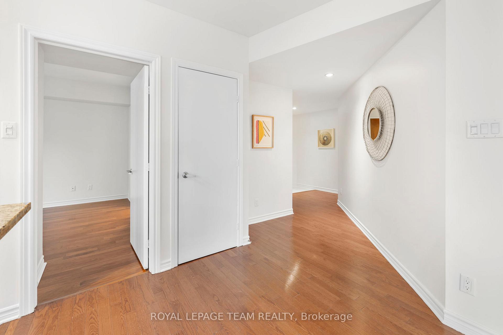 Photo 2 of Unit 1801, 200 Rideau Street, Ottawa, Sandy Hill — HOMEH