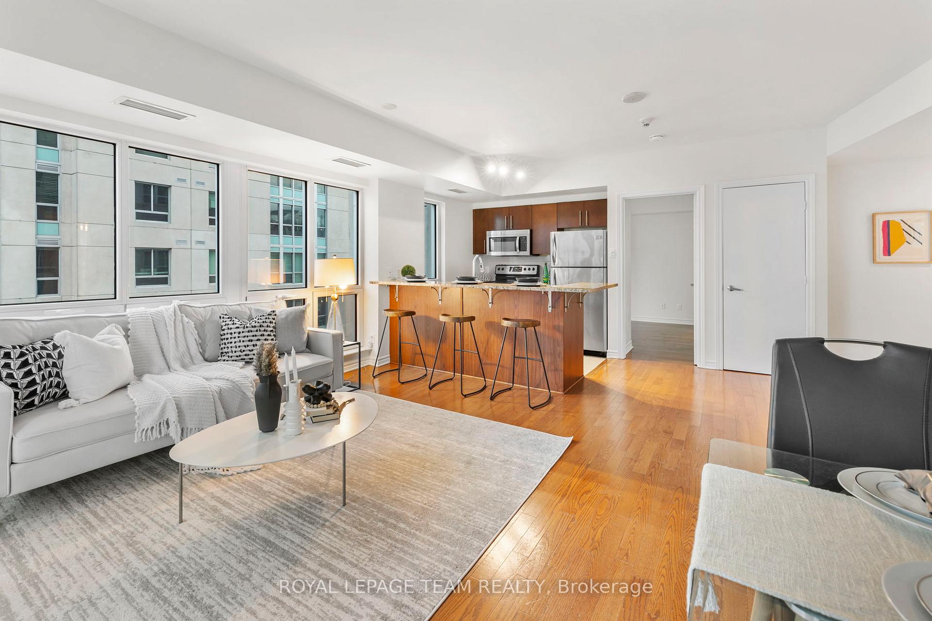 Photo 4 of Unit 1801, 200 Rideau Street, Ottawa, Sandy Hill — HOMEH