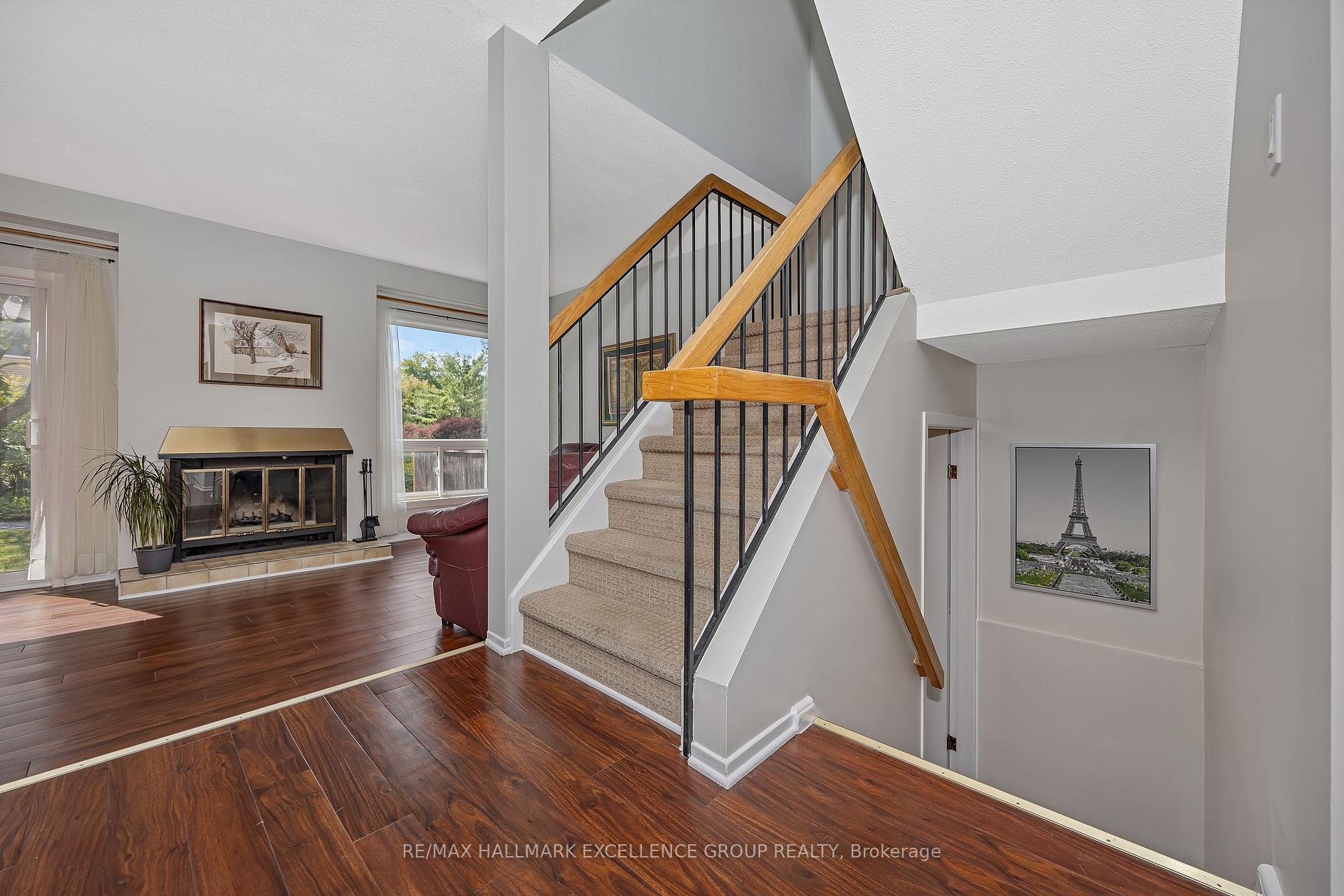 Photo 50 of 102F Valley Stream Drive, Ottawa, Leslie Park — HOMEH