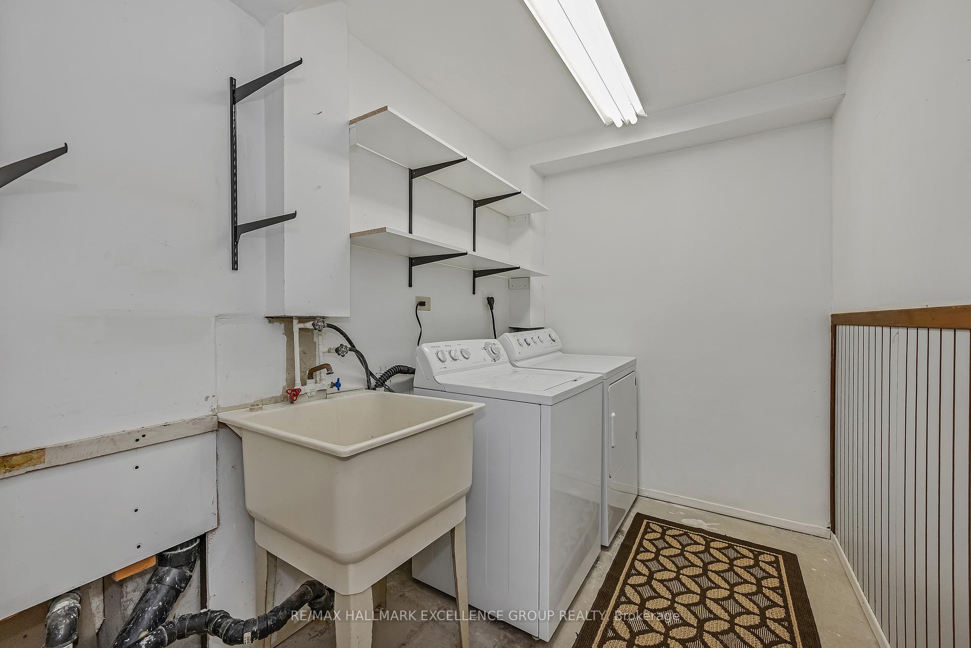 Photo 54 of 102F Valley Stream Drive, Ottawa, Leslie Park — HOMEH