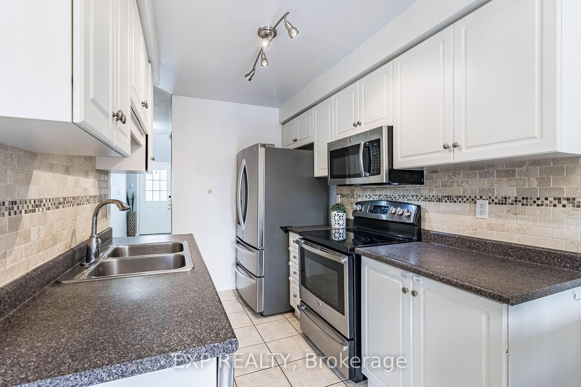 Photo 9 of Unit 42, 485 Green Road, Hamilton, Stoney Creek — HOMEH