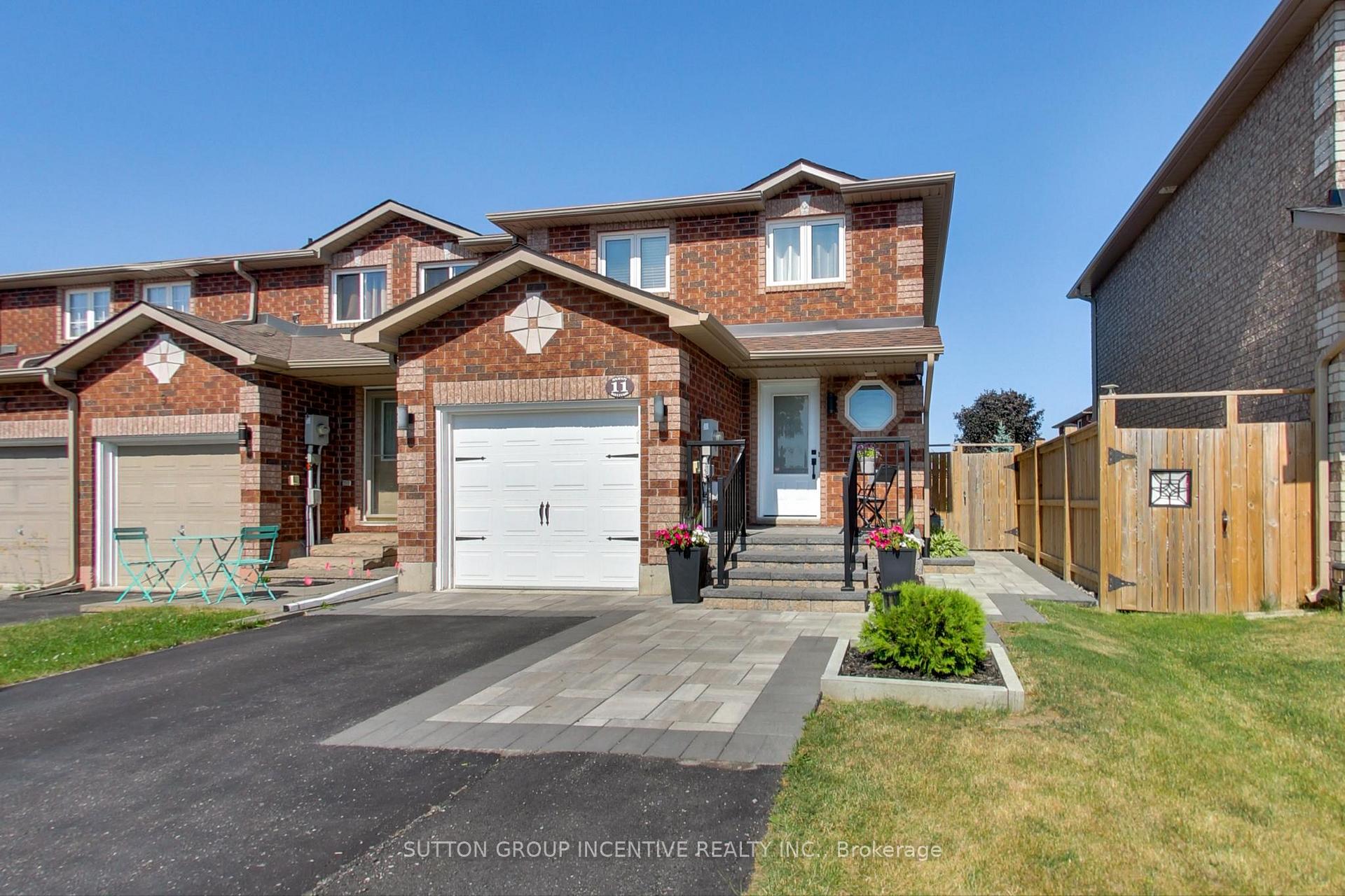 Photo 1 of 11 Majesty Boulevard, Barrie, Innis-Shore — HOMEH