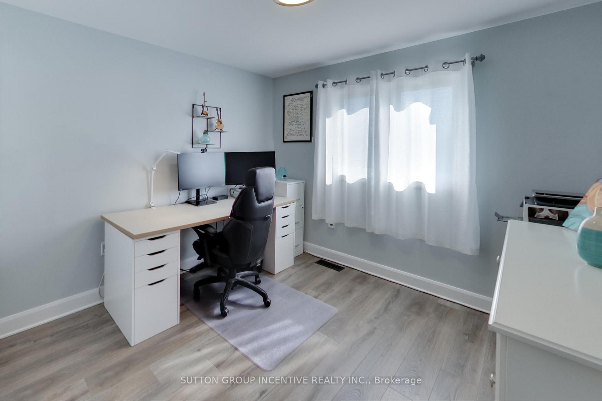 Photo 19 of 11 Majesty Boulevard, Barrie, Innis-Shore — HOMEH