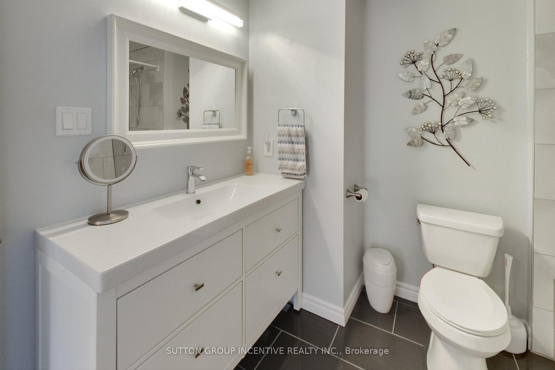 Photo 21 of 11 Majesty Boulevard, Barrie, Innis-Shore — HOMEH