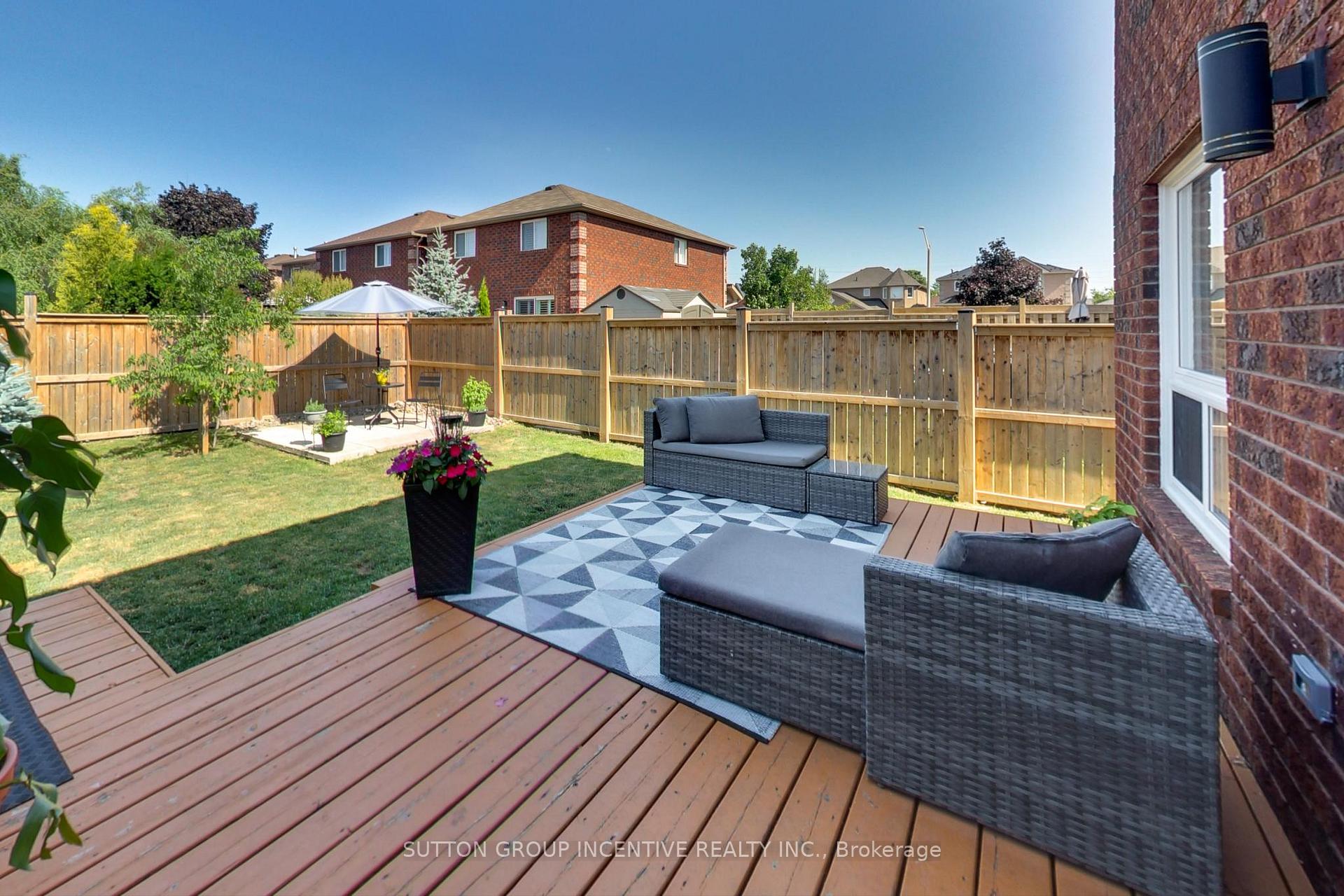 Photo 29 of 11 Majesty Boulevard, Barrie, Innis-Shore — HOMEH