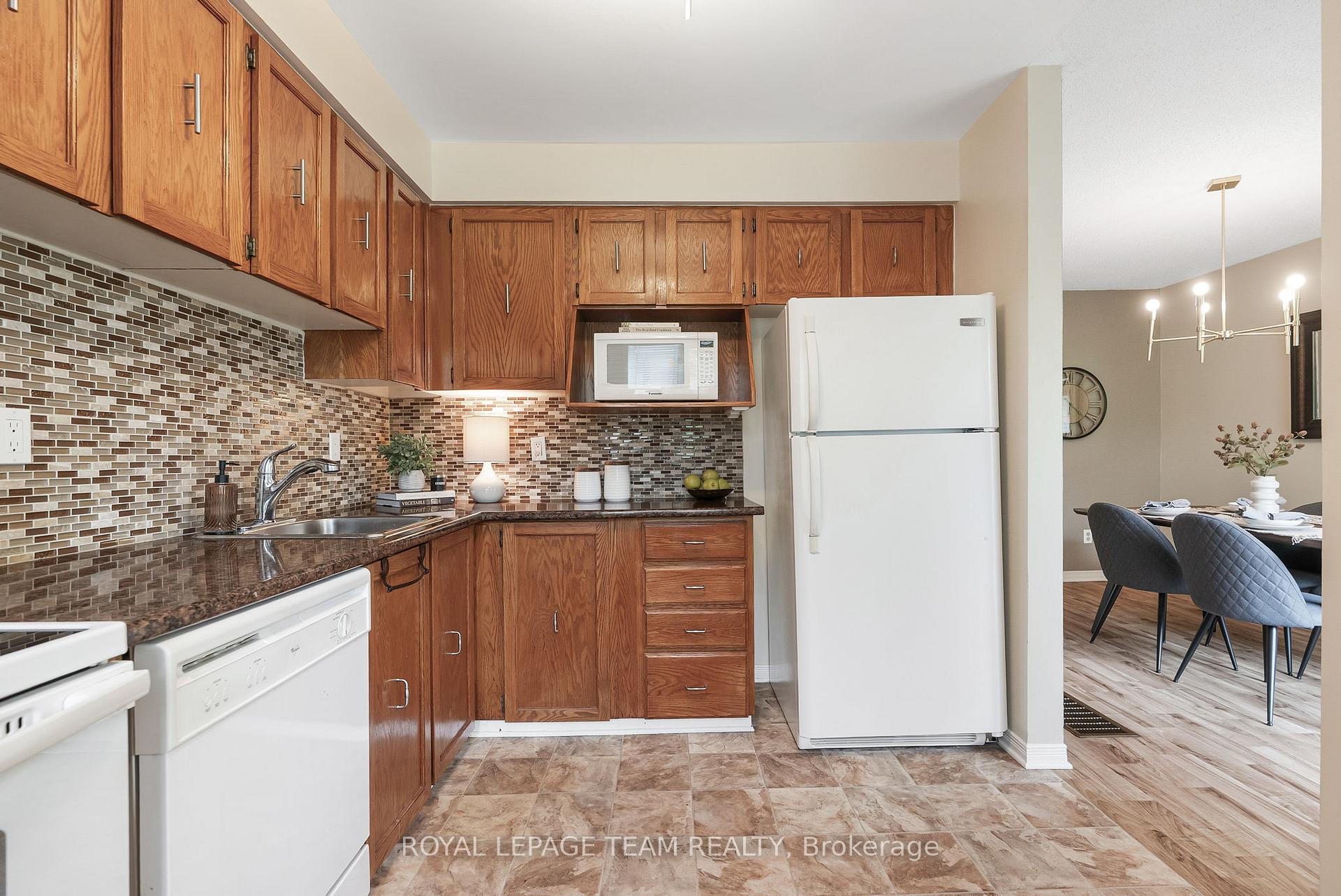 Photo 13 of 1473 Bryson Lane, Ottawa, Sawmill Creek/Timbermill — HOMEH