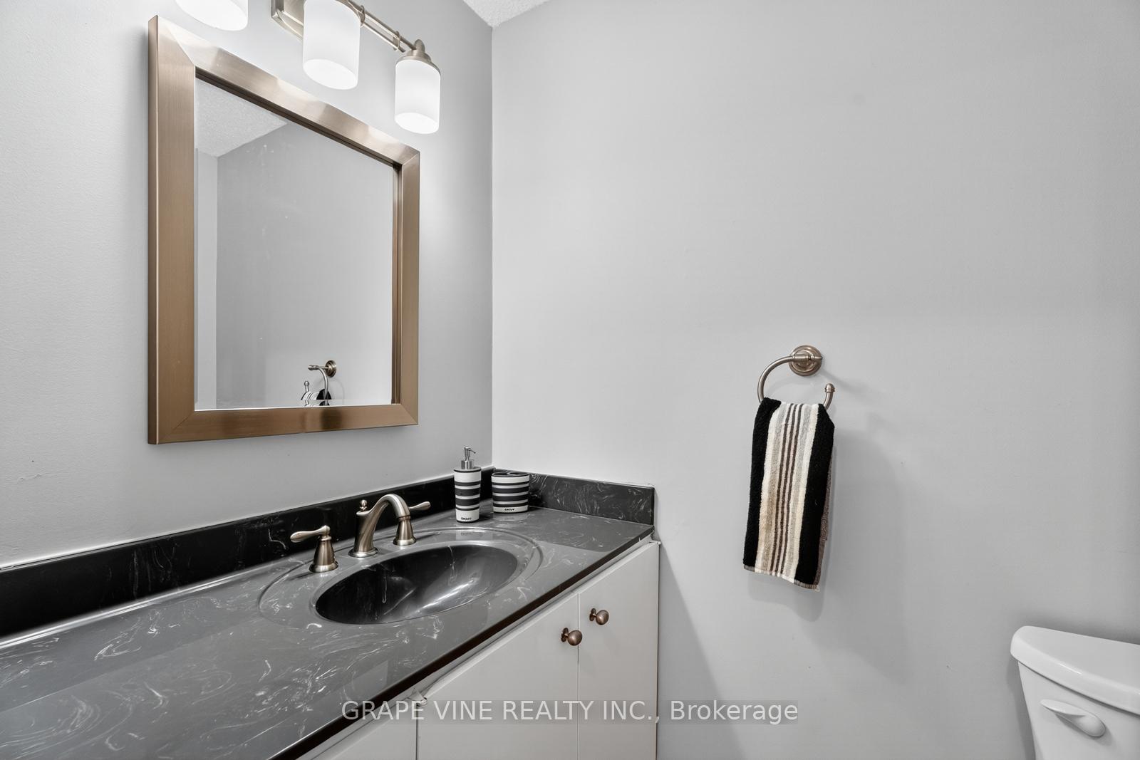 Photo 13 of 66 Rutherford Way, Ottawa, Kanata - Beaverbrook — HOMEH