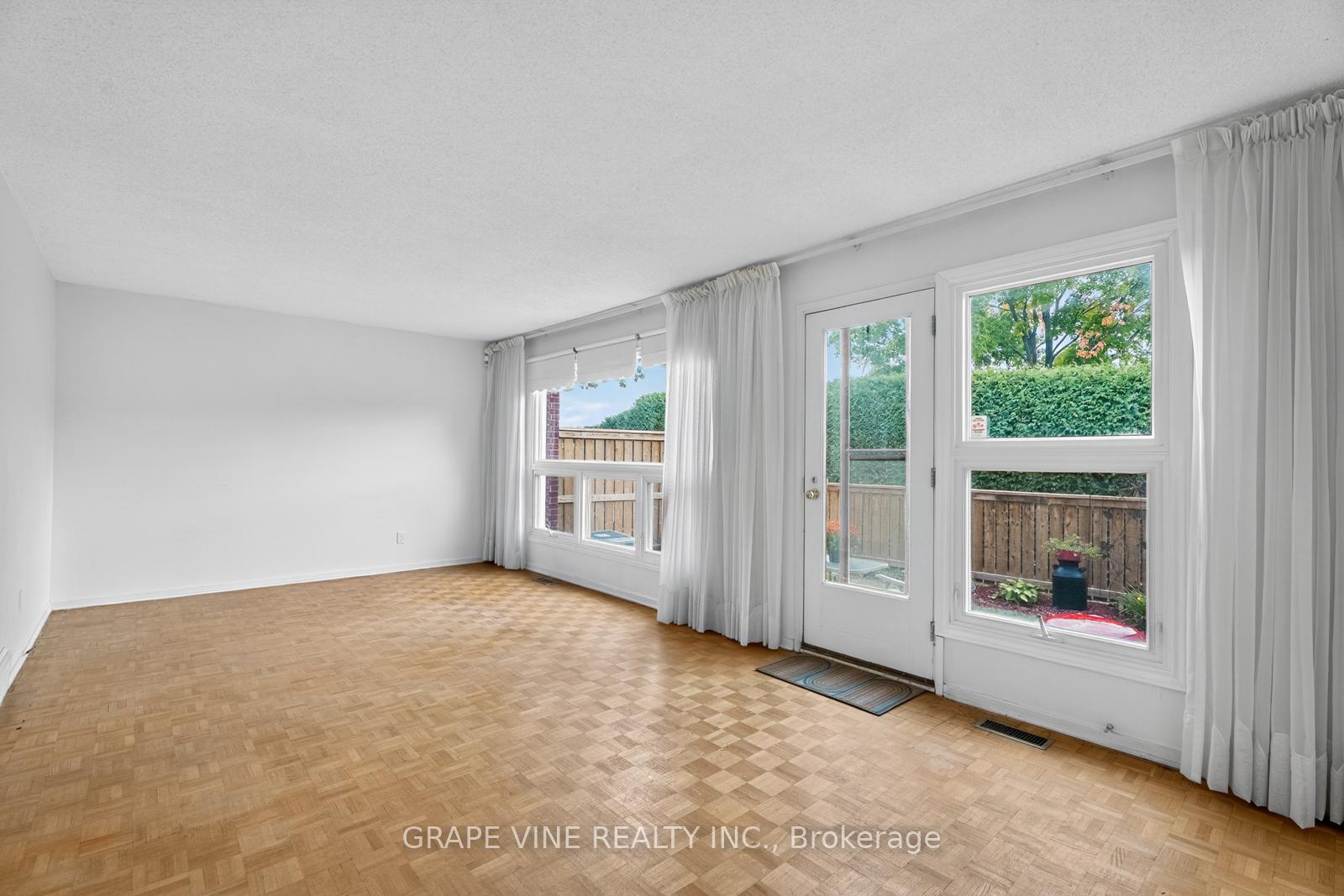Photo 14 of 66 Rutherford Way, Ottawa, Kanata - Beaverbrook — HOMEH